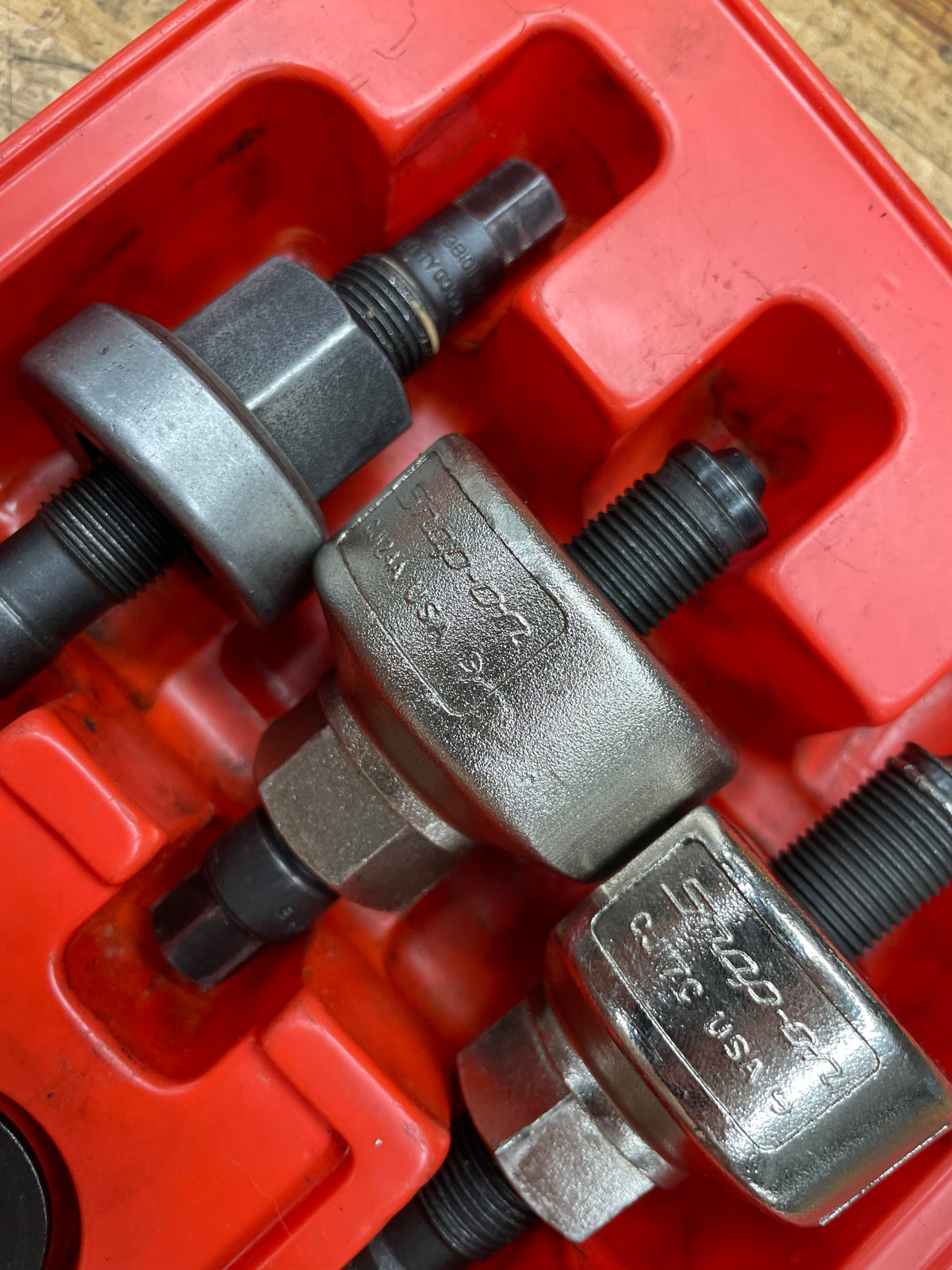 Snap On Power Steering Pulley Puller Installer Tray Set CJ3PSA