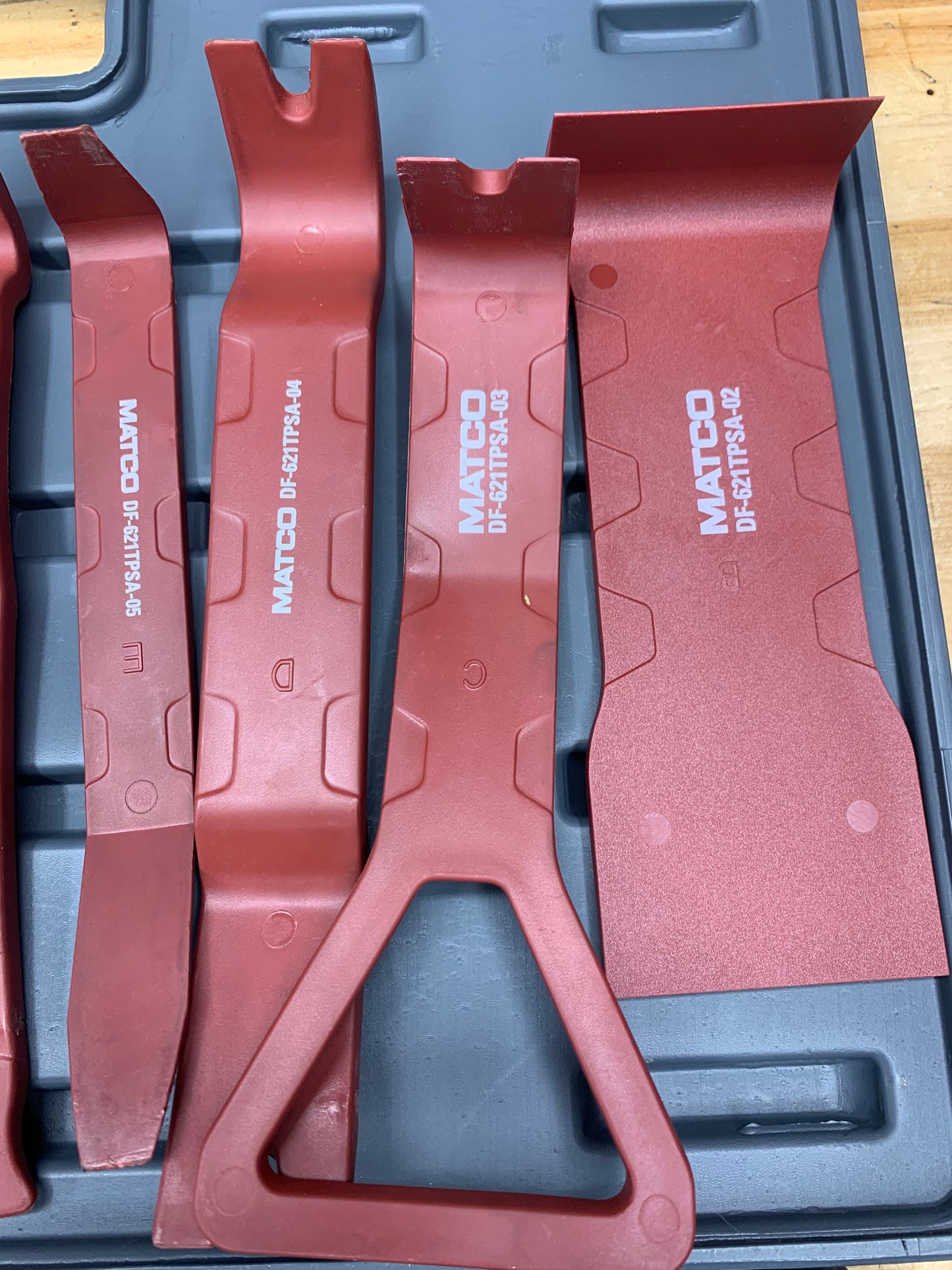 Matco Trim Panel Prybar Set 12pc. DF-621TPSA