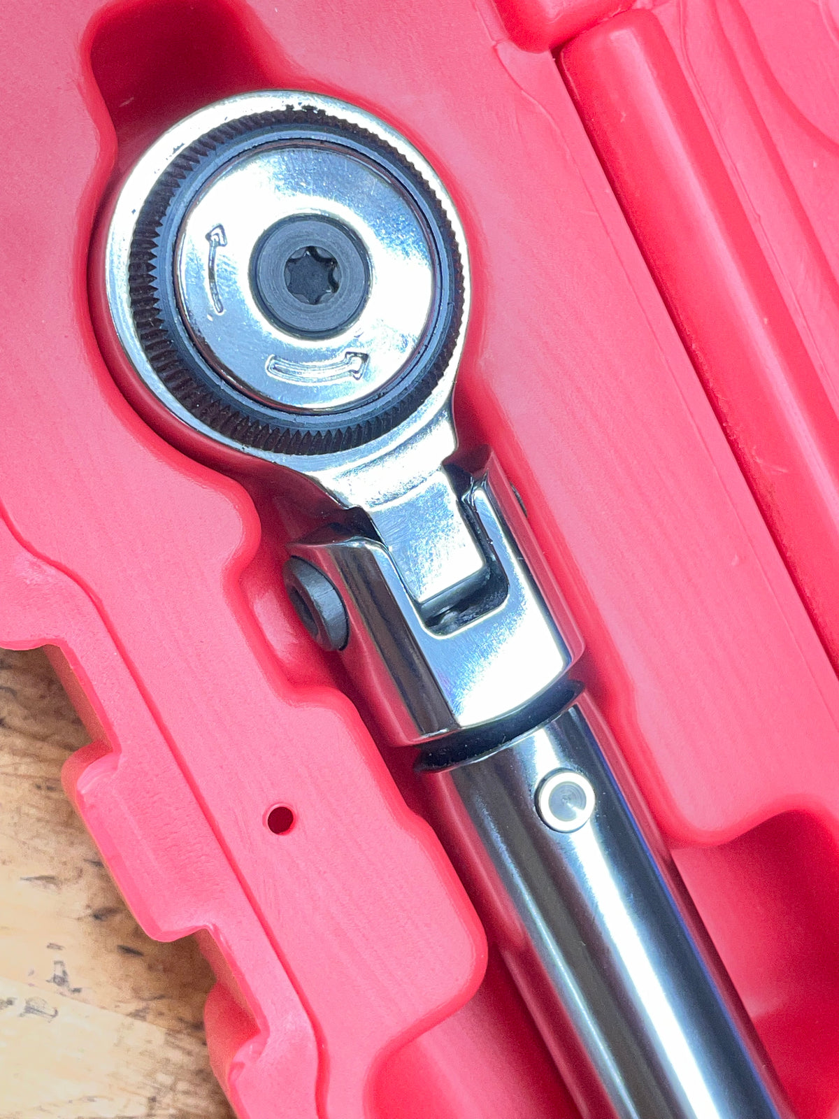 Mac Tools 3/8” Click Type Flex Head Torque Wrench 10-100FtLb. BRAND NEW TWXF100