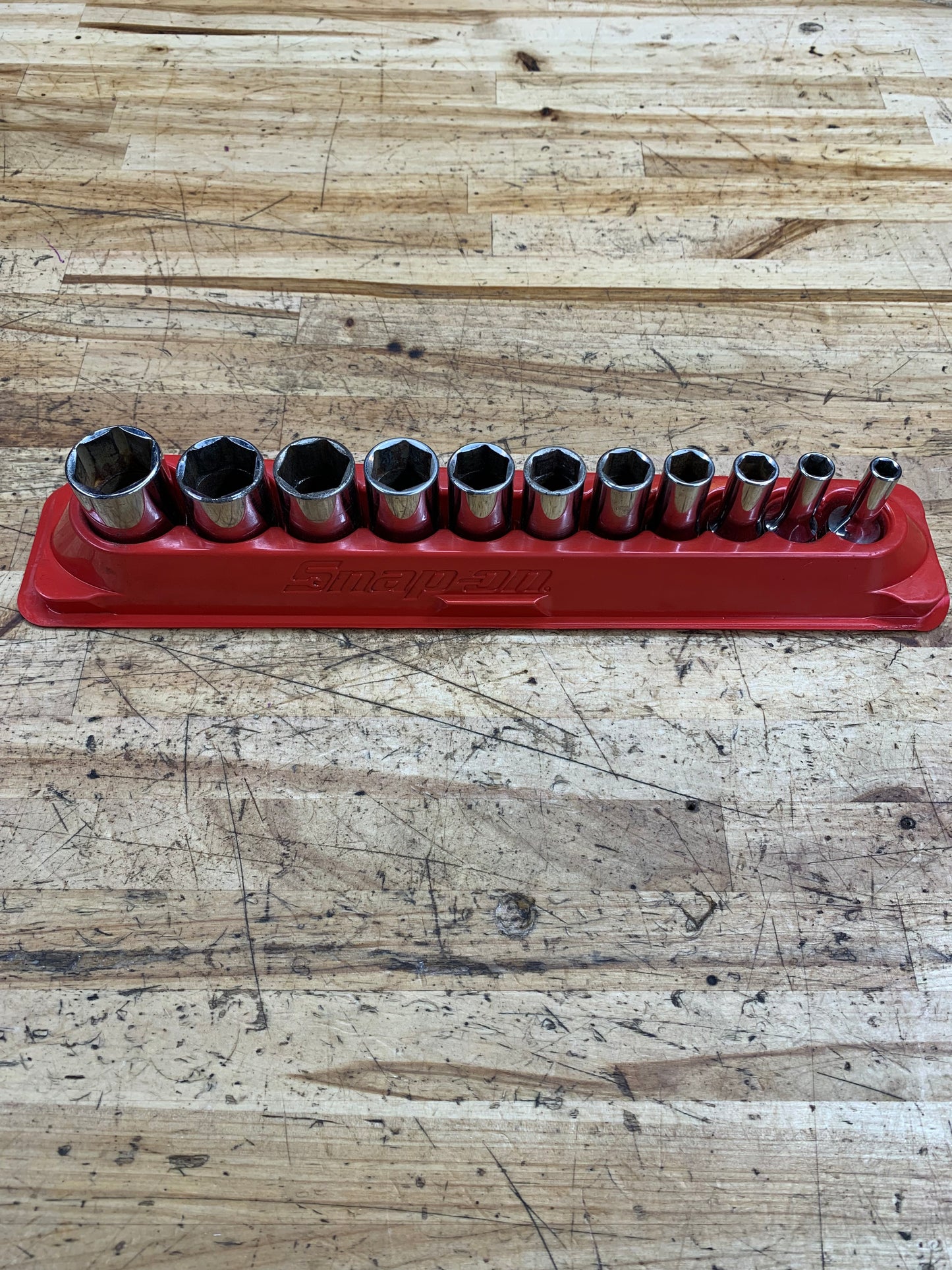 Snap On 3/8" SAE Semi Deep Chrome Socket Set 211FSSY