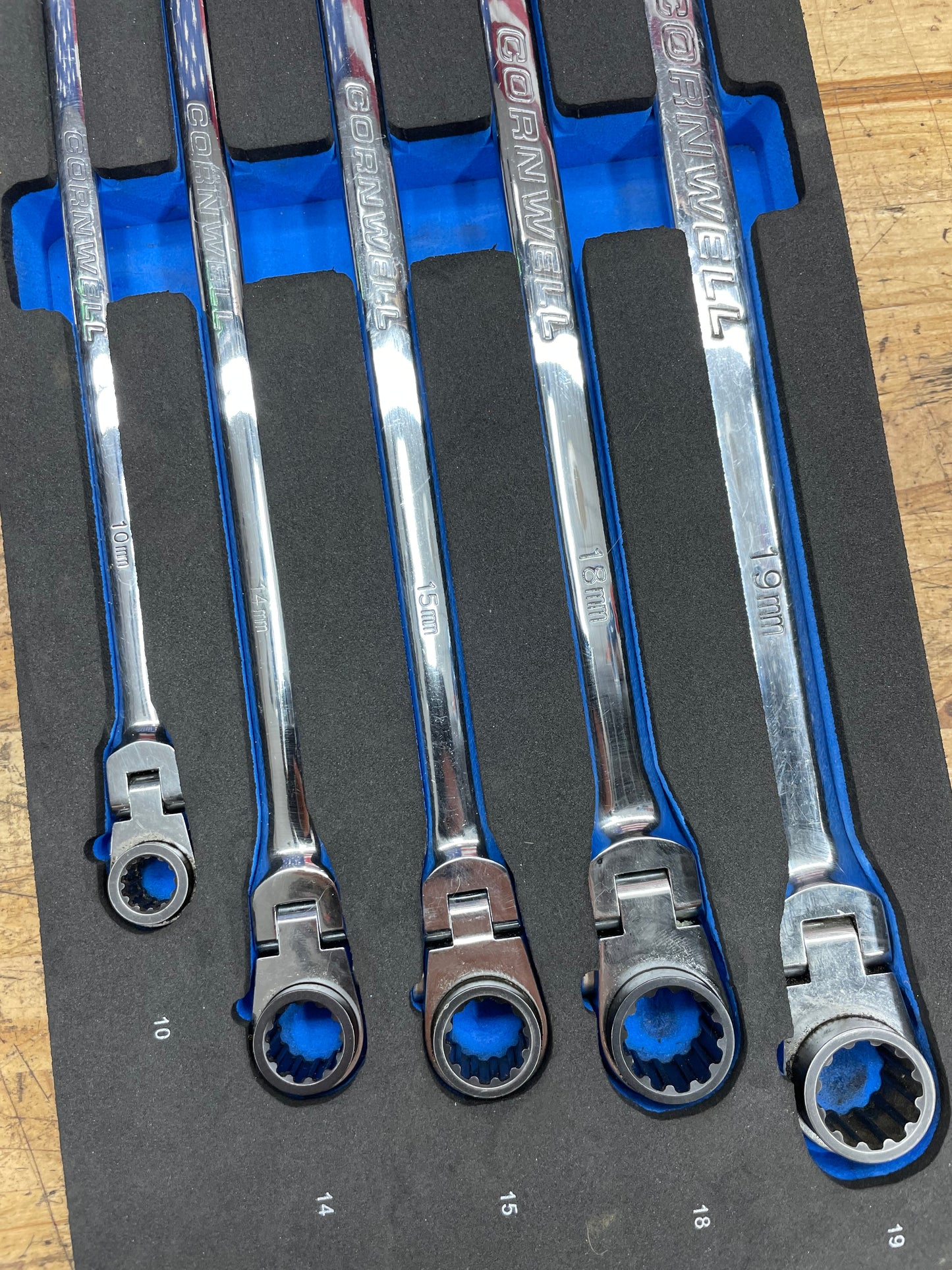Cornwell Metric Long Flex Head Box Wrench Set 5pc 8-19mm CRWLF5MSA