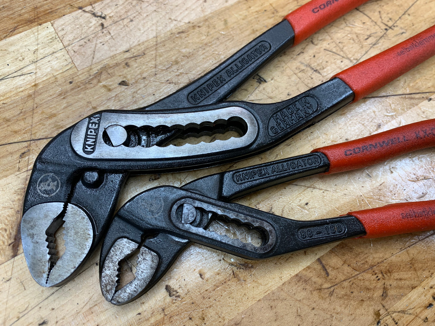 Cornwell by Knipex Alligator Adjustable Pliers