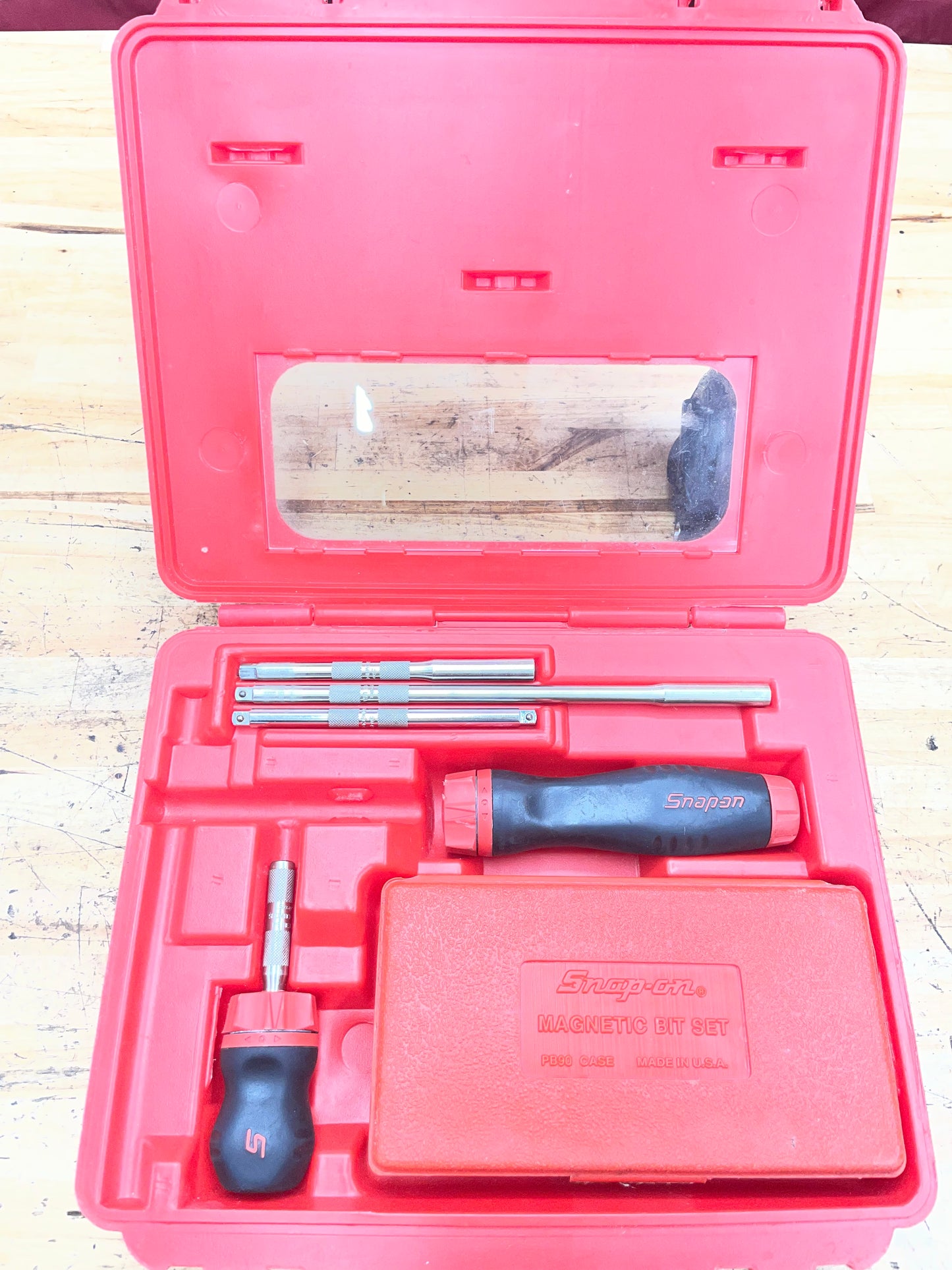 Snap On Soft Grip Ratcheting Screwdriver Set W/ Extra Shanks, Bits USA SGDMRC108A