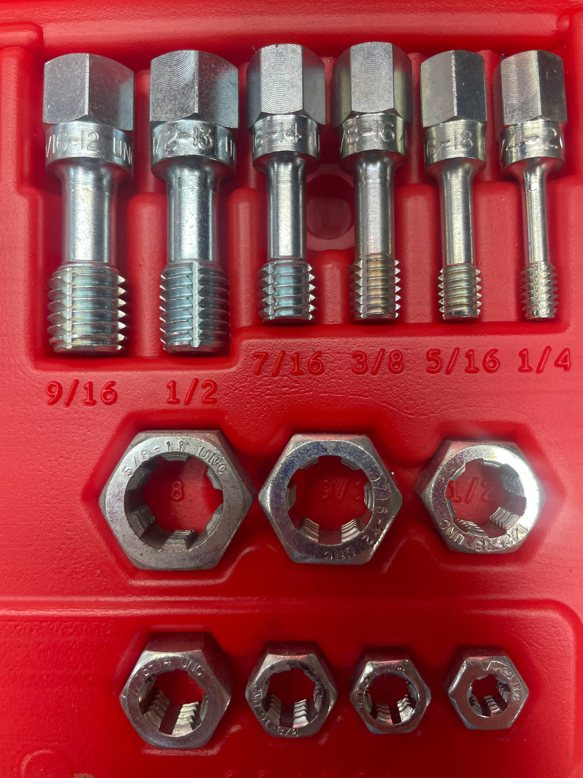 Snap On Rethreading Set 32pc. USA  EXCELLENT CONDITION RTD48