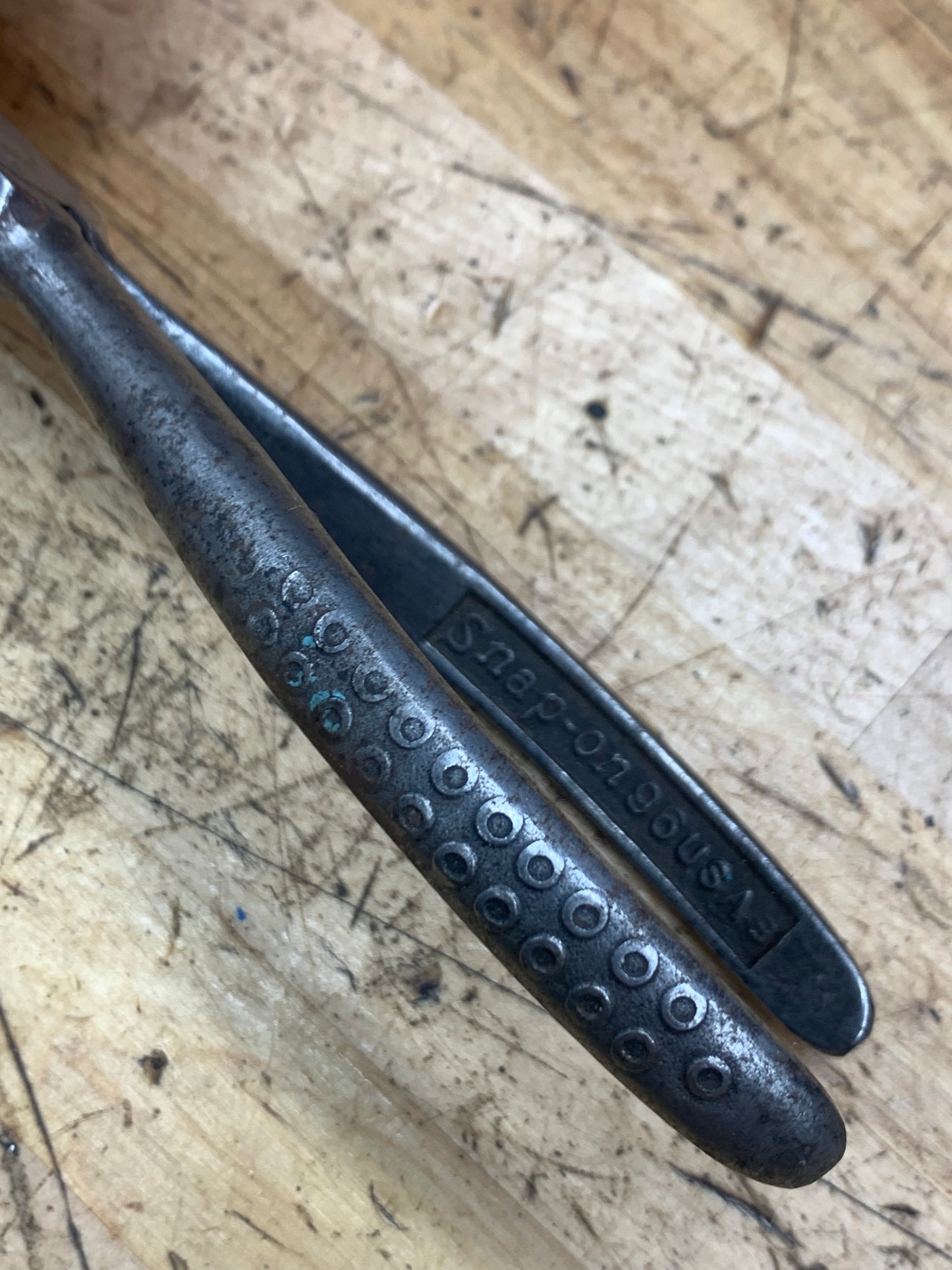 Snap On Vintage Vacuum Grip Needlenose Pliers USA 96