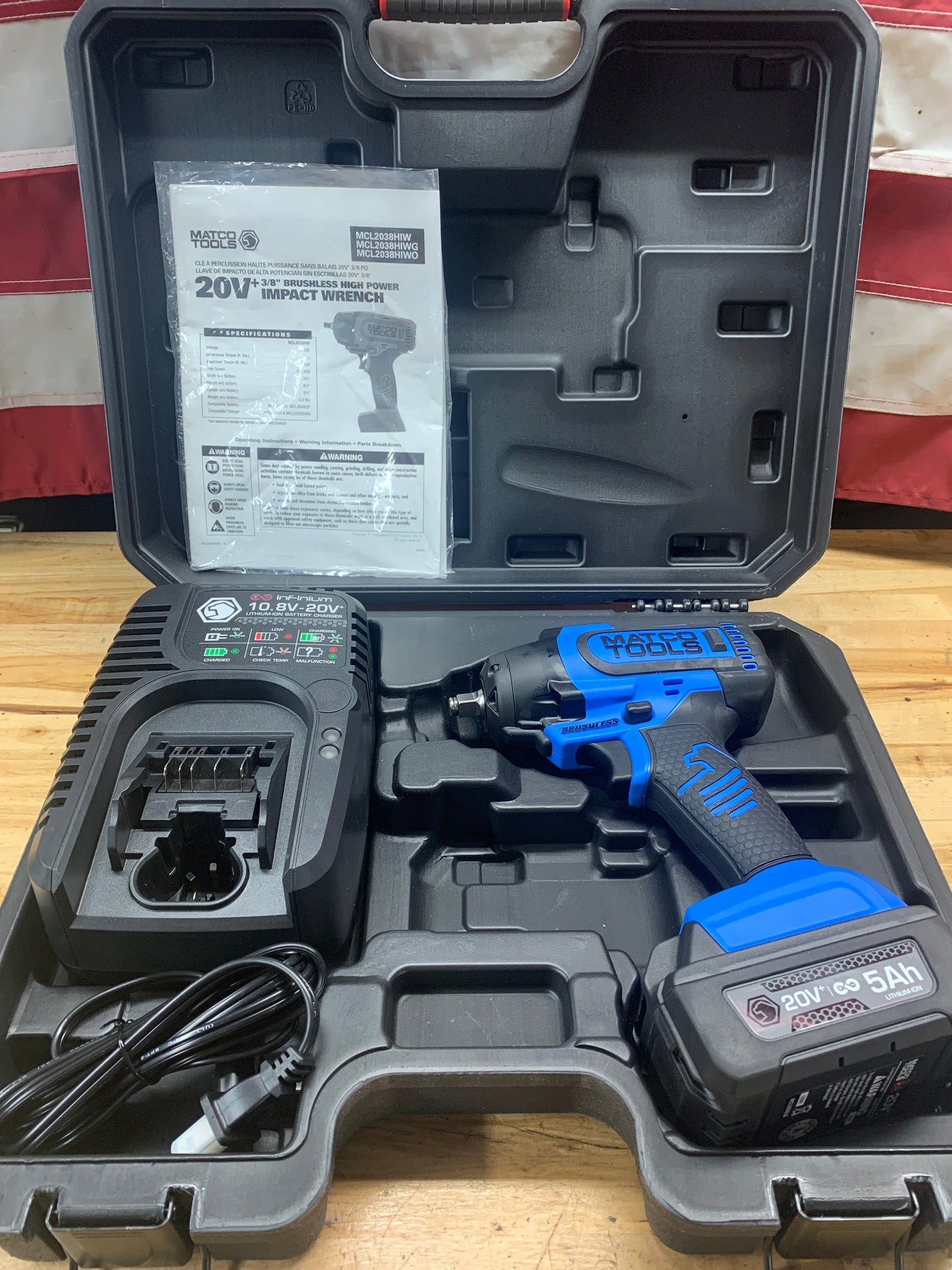 Matco 3/8” impact wrench 20V LIKE NEW  MCL2038HIKB