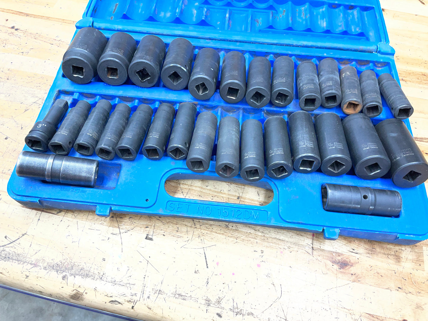 GP 1/2” Metric/SAE Deep Impact Socket Sets Grey Pneumatic 1512DM