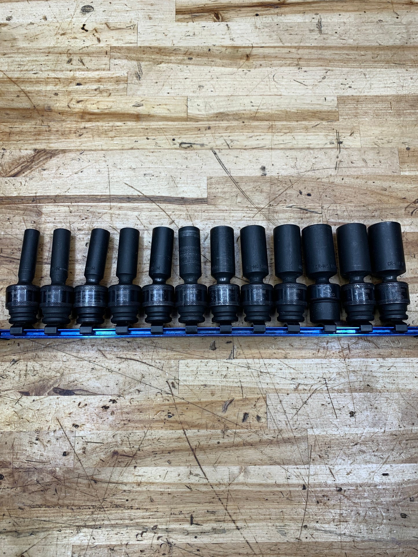 Expert by Mac Tools 3/8” Metric Deep Swivel Socket Set
