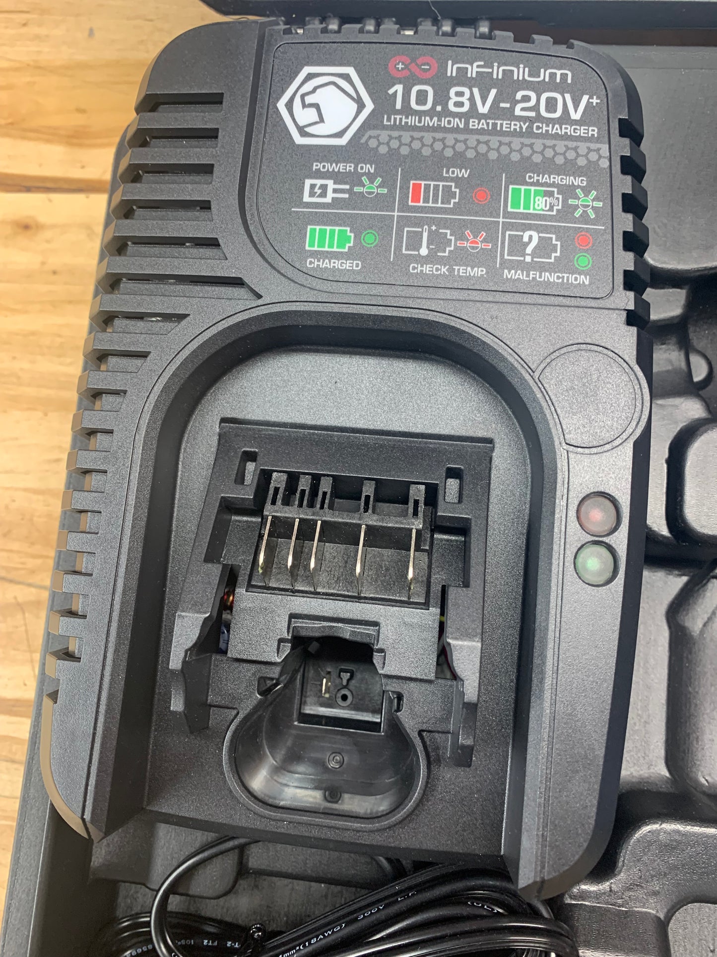 Matco 3/8” impact wrench 20V LIKE NEW  MCL2038HIKB