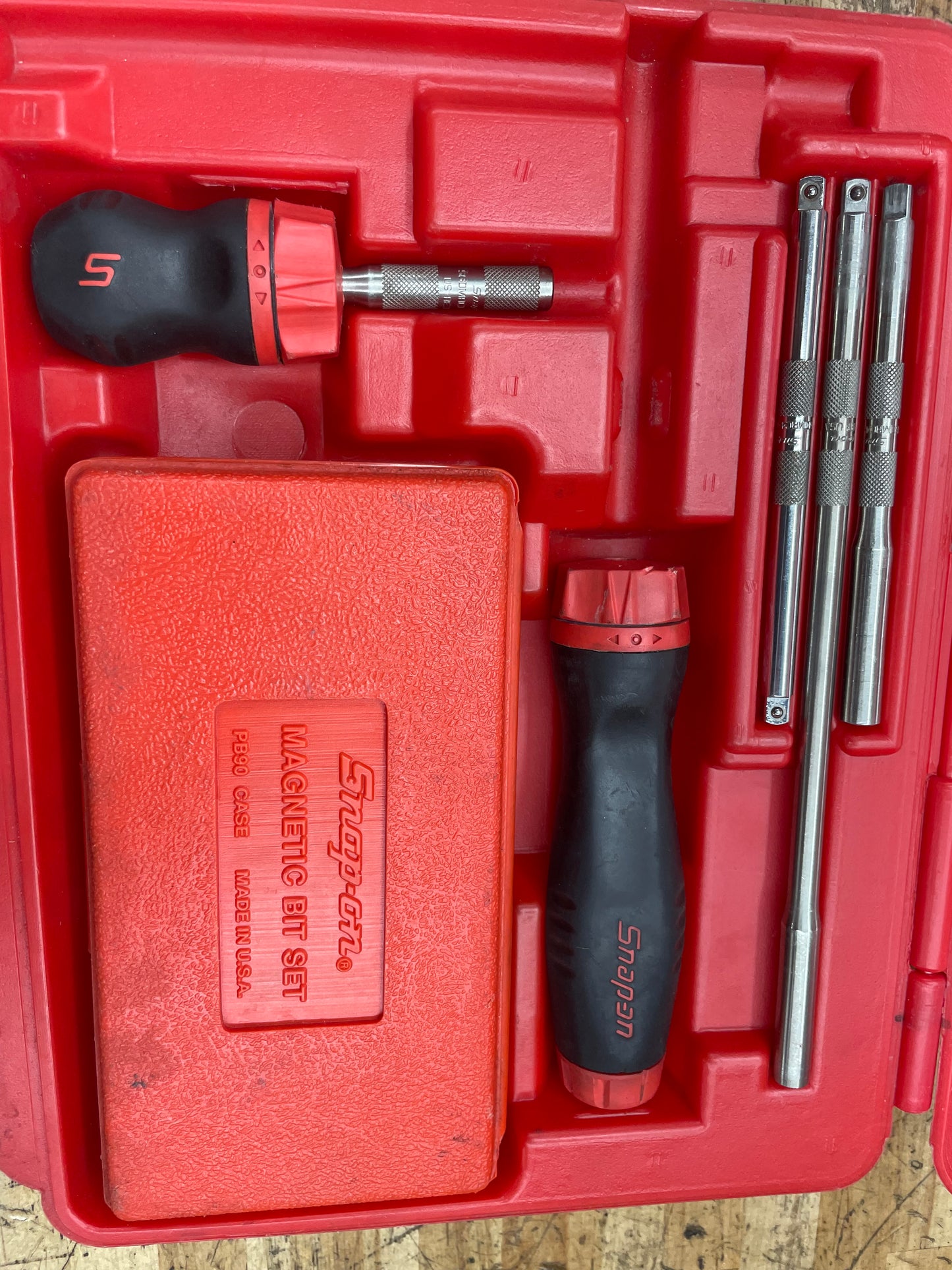 Snap On Soft Grip Ratcheting Screwdriver Set W/ Extra Shanks, Bits USA SGDMRC108A