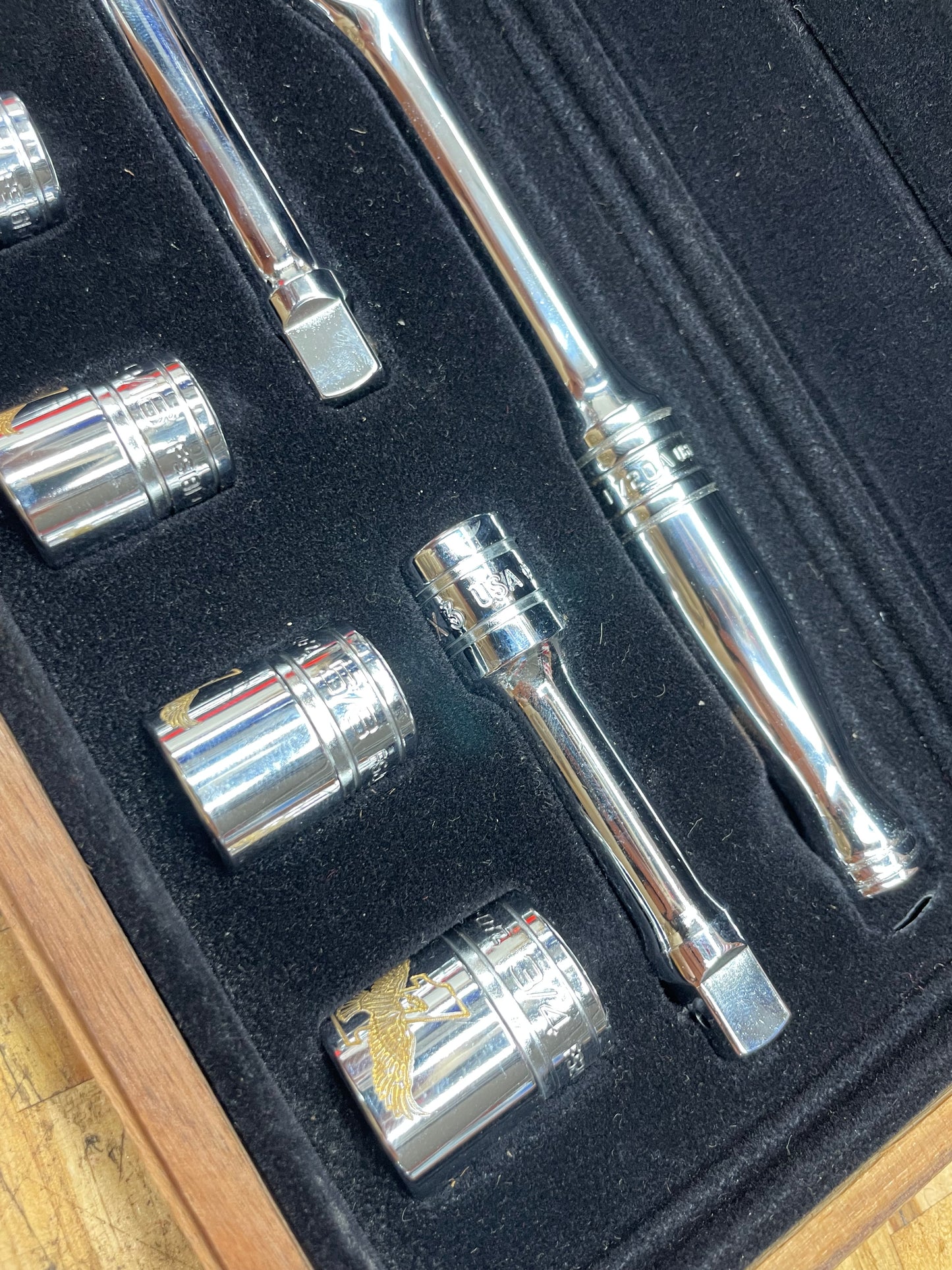 Snap On 70th Anniversary Edition 1990 24K Gold Engraved SAE Socket/Ratchet Set USA