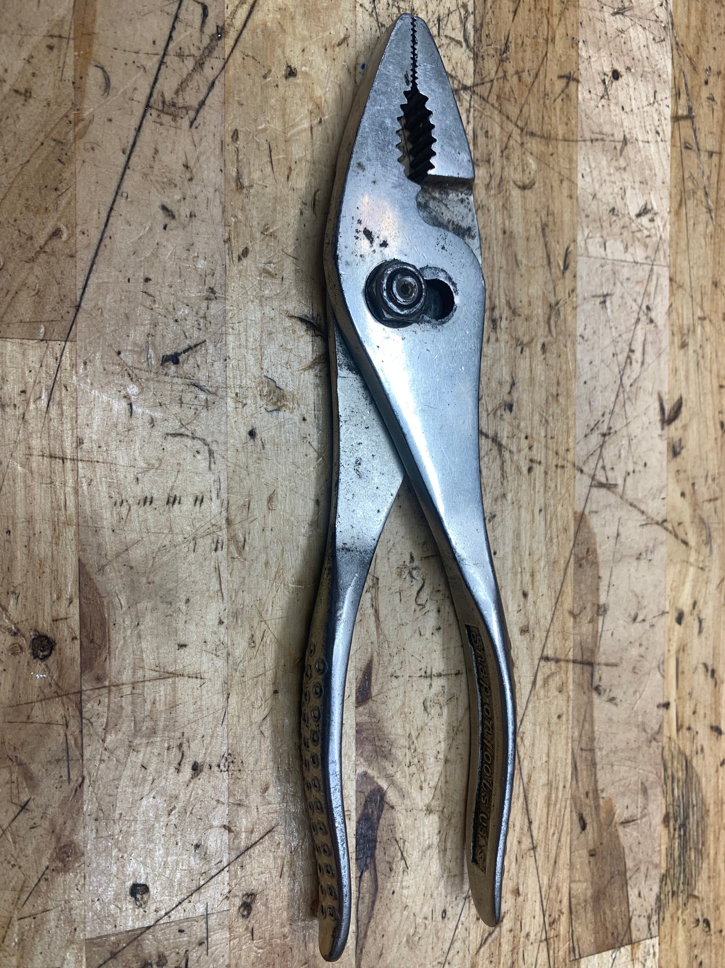 Snap On Vintage Vacuum Grip Slip Joint Pliers USA 47