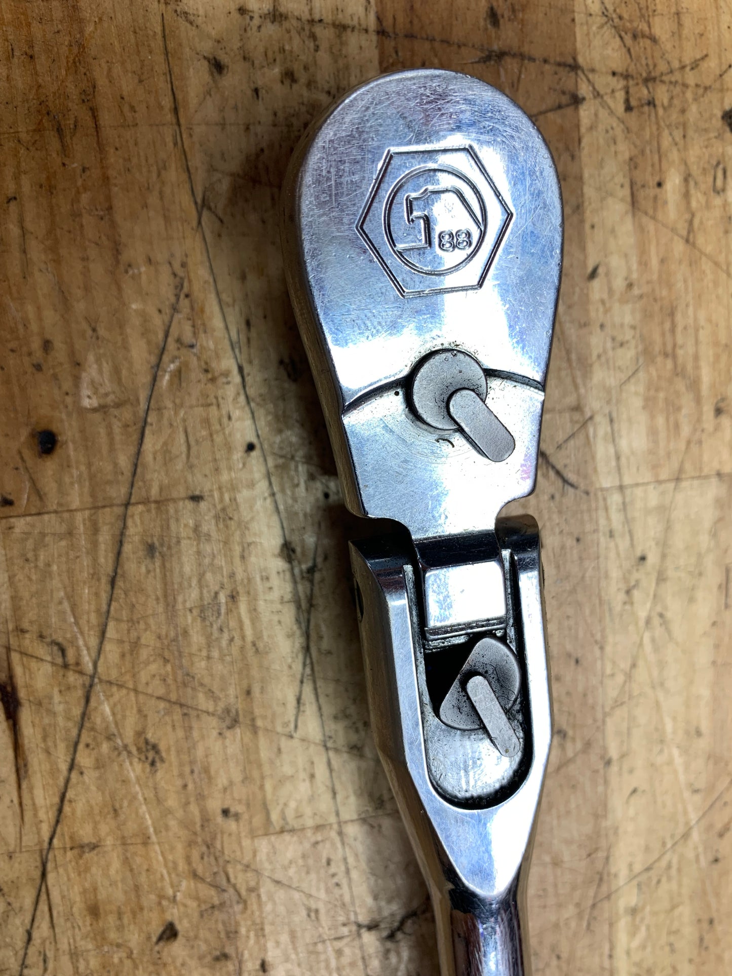 Matco 3/8" Locking Flex Head Ratchet 88 Fine Tooth Green BFR128LFG USA