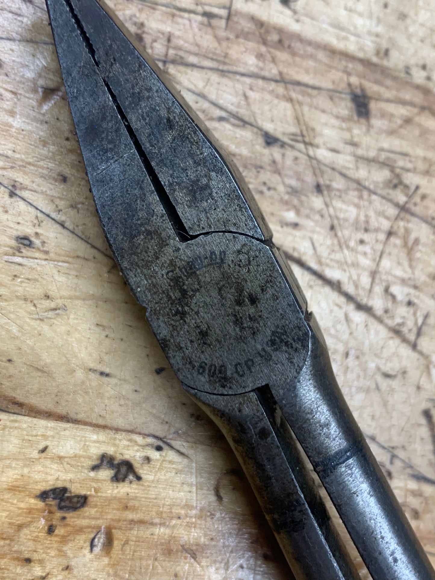 Snap On Mini Long Reach Duckbill Pliers USA 609CP