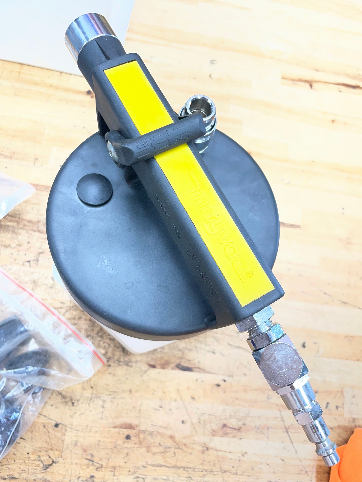 Mityvac Pneumatic Brake and Clutch Bleeding Kit with Refill Bottle COMPLETE MV6835