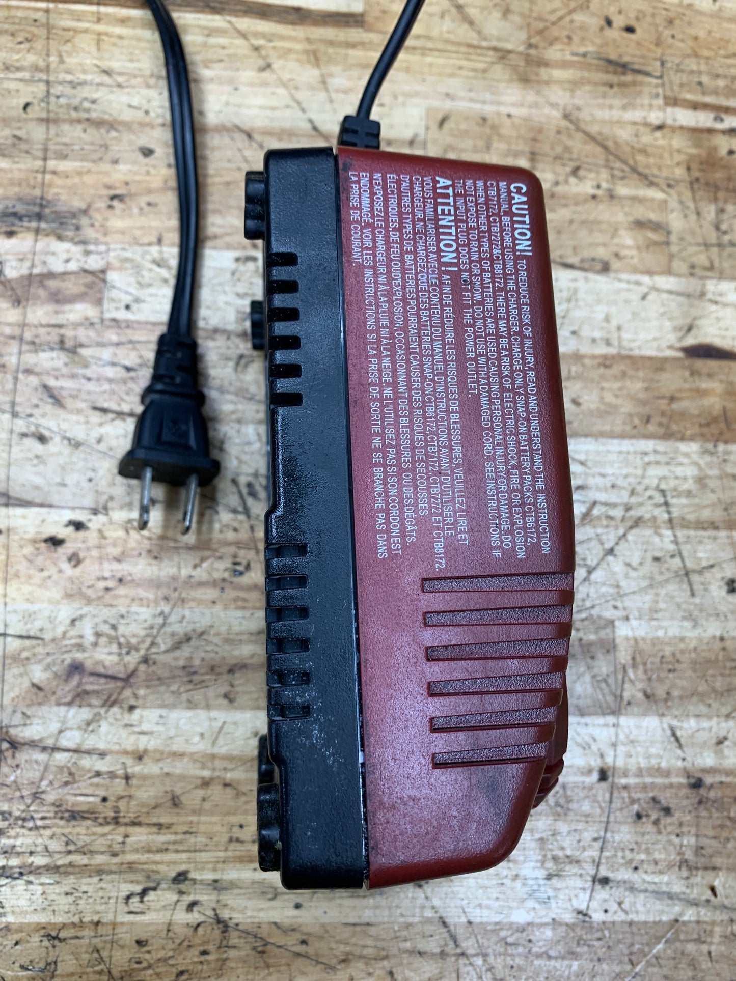 Snap On 14.4v Battery Charger CTC772