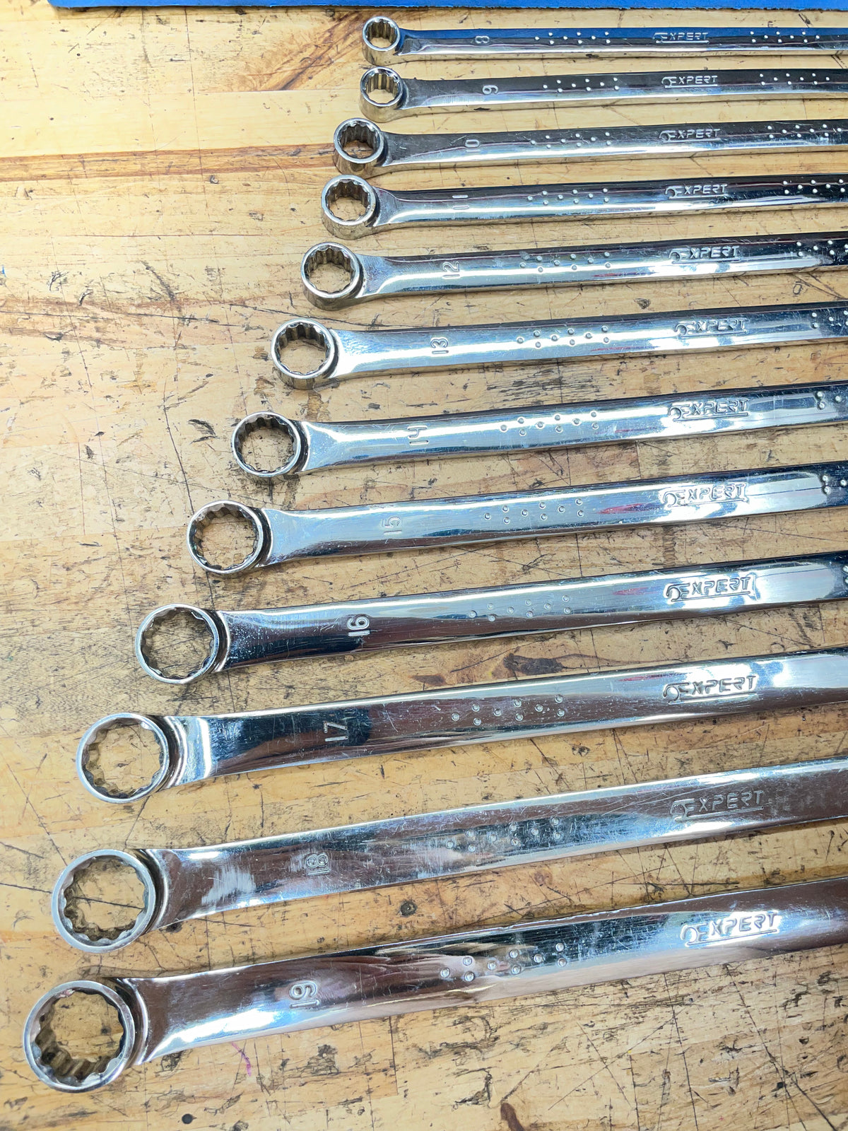 Expert by Mac Tools Metric Extra Long Ratcheting Box Wrench Set 8-19mm 12pc E111120