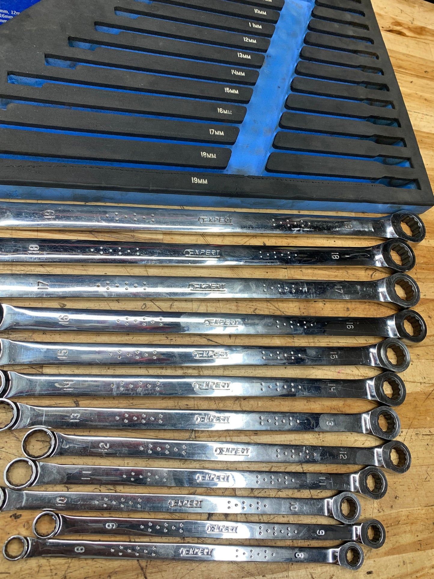 Expert by Mac Tools Metric Extra Long Ratcheting Box Wrench Set 12pc E111120