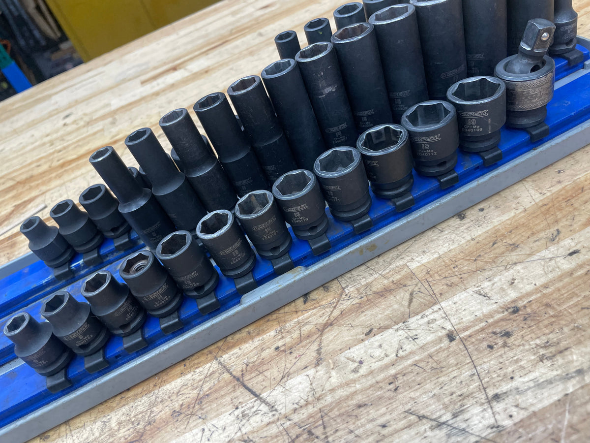 Expert by Mac Tools 3/8” Metric & SAE Deep Impact Socket Set 42pc With Tray E041643