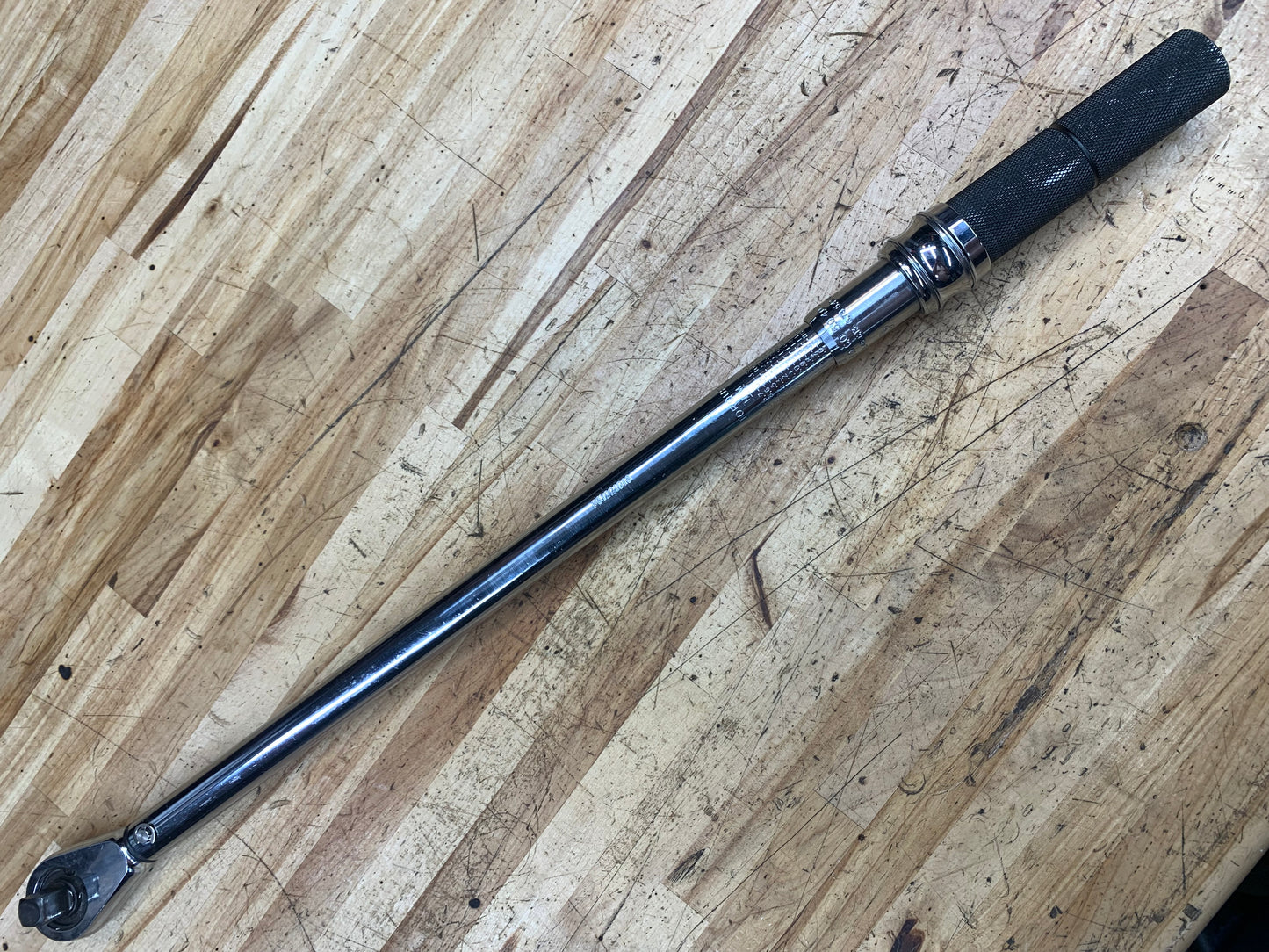 Matco Tools 1/2" Click Style Torque Wrench 50-250 Ft.Lb. TRC250K