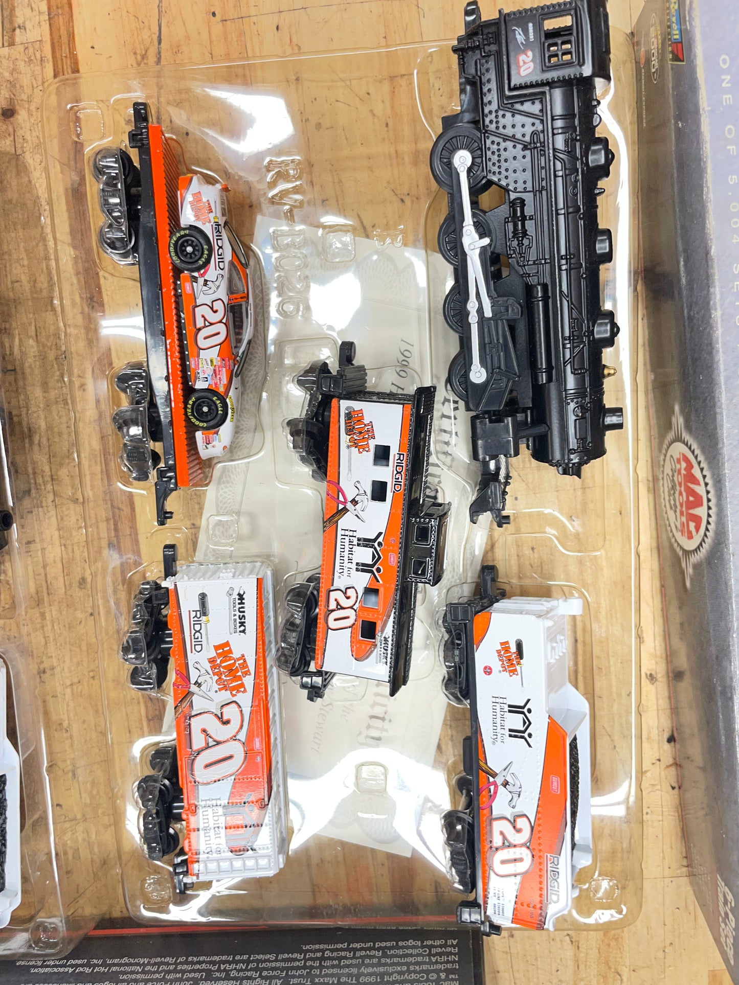 Mac Tools Vintage 1999 Collectors Club John Force & Tony Stewart Die Cast Tribute Train SET Revel