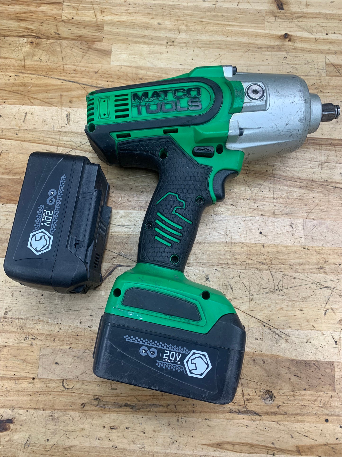 Matco 1/2” Impact Wrench 20v WITH X2 BATTERIES MCL2012HPIW