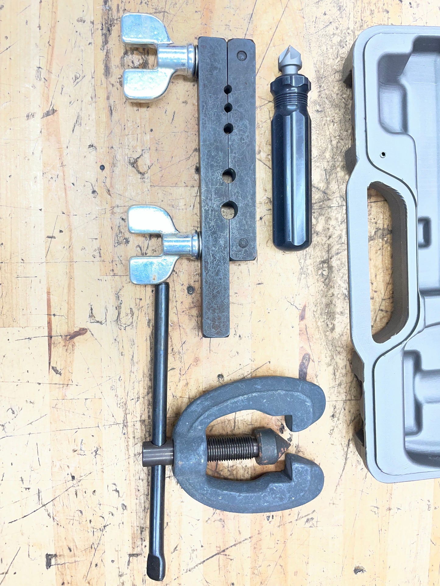 Mac Tools Metric Brake Double Flaring Tool Set LIKE NEW FT159B