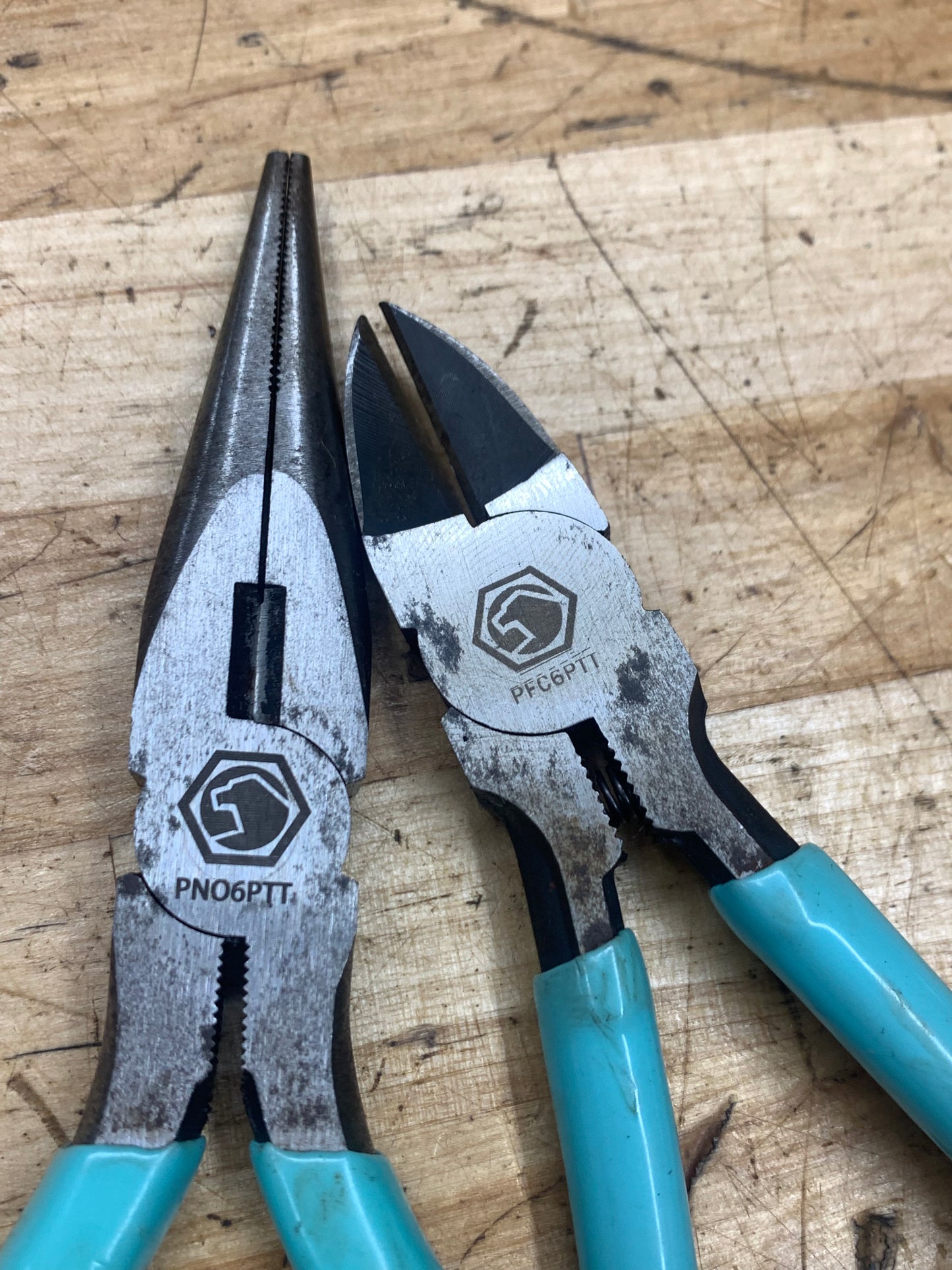 Matco Plier Set: Needlenose and Side Cutters Teal