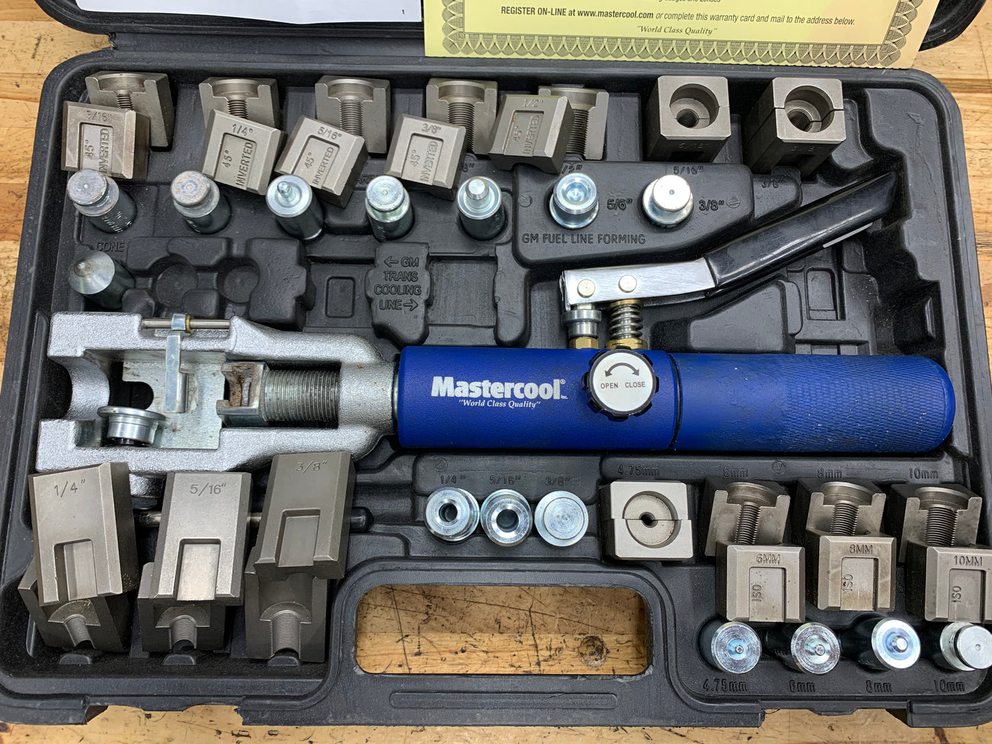 Mastercool Universal Hydraulic Flaring Tool Set 72475