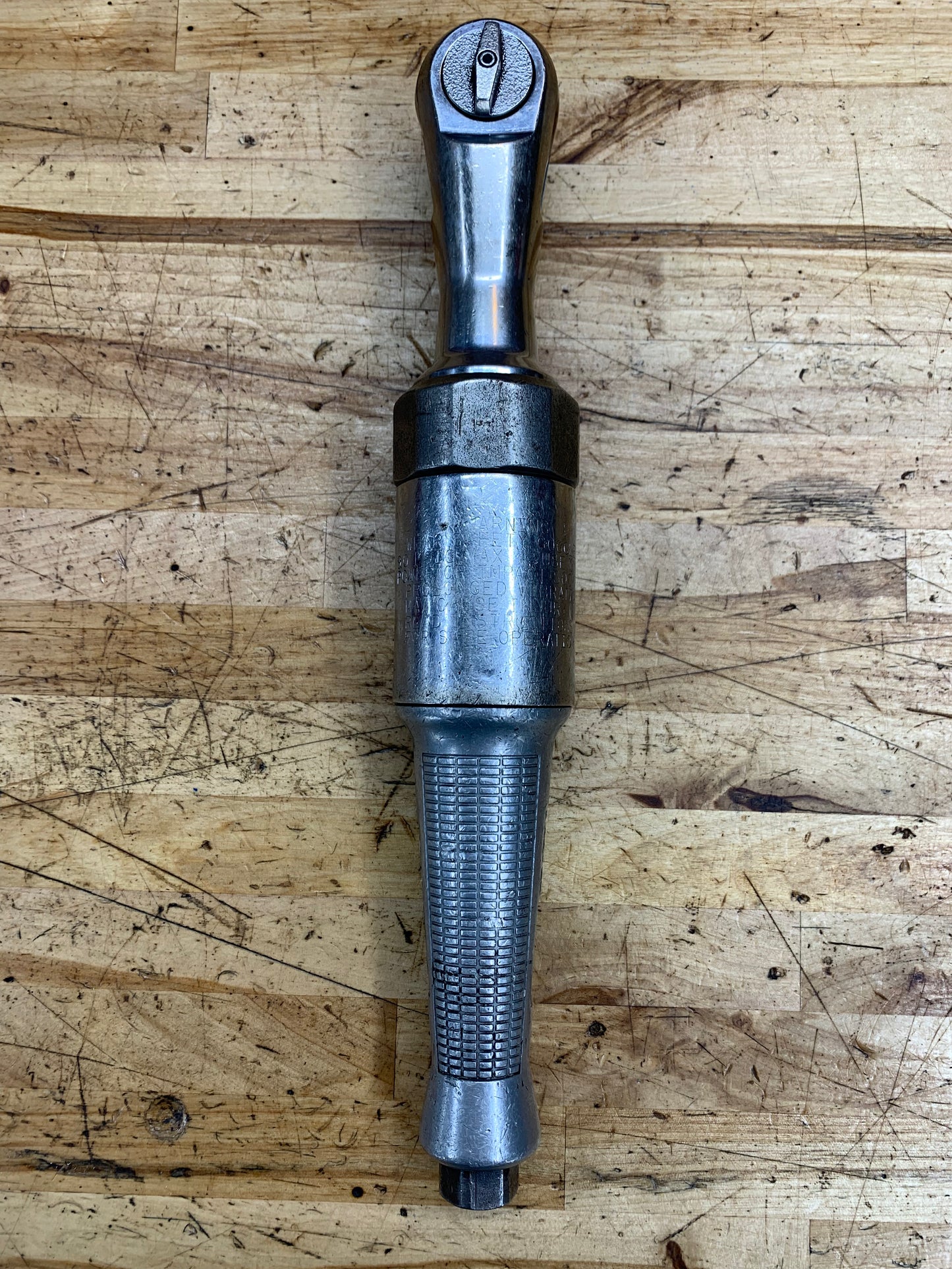 Snap On 3/8" Pneumatic Air Ratchet FAR72B