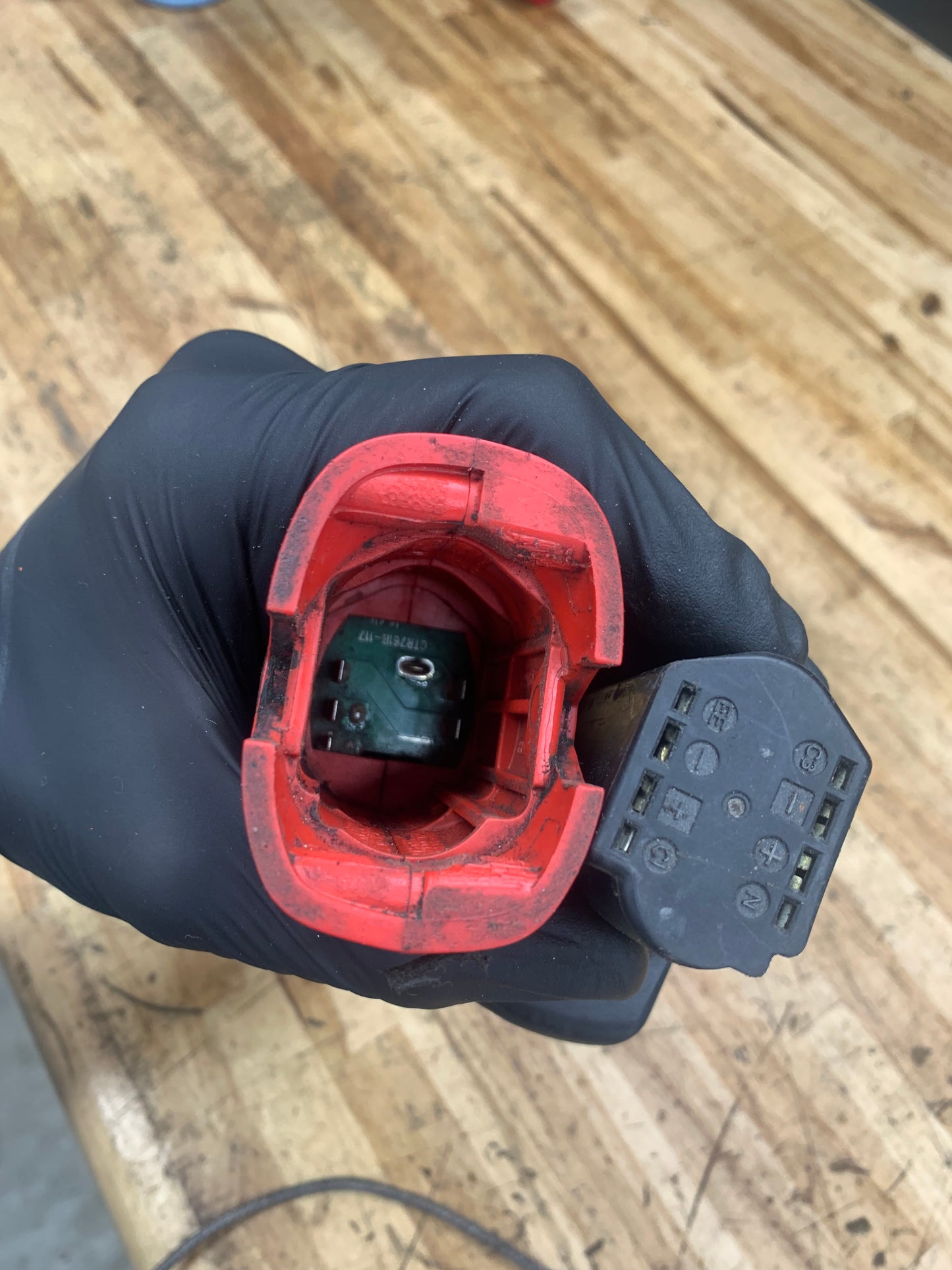 Snap On 3/8” 14v Ratchet WITH BATTERY CTR761C