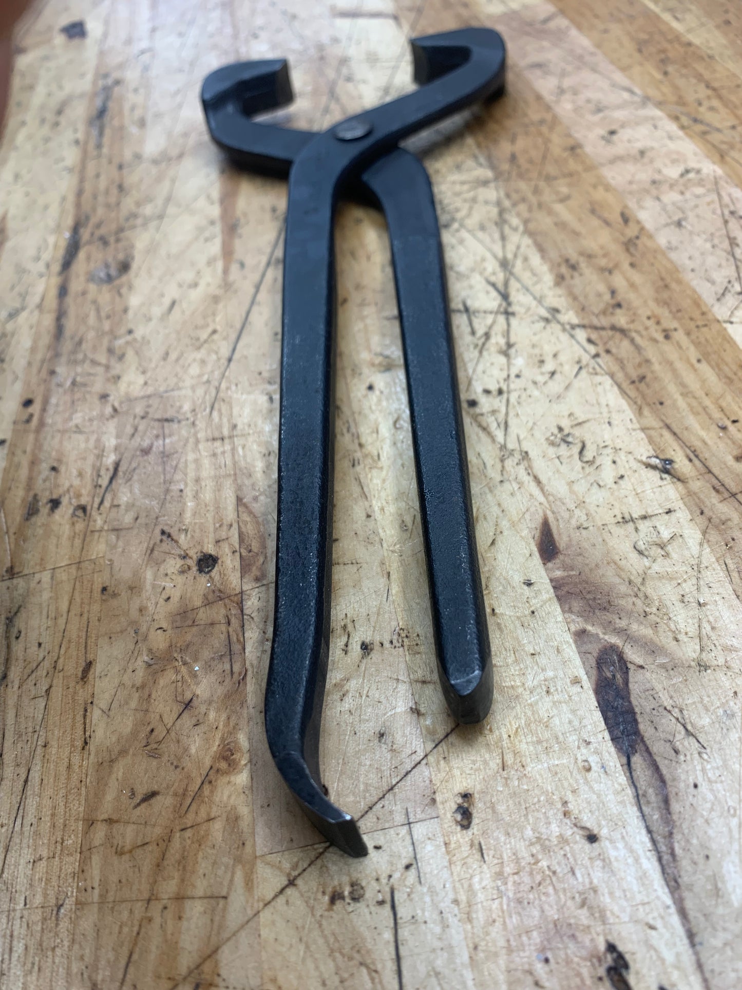 Matco Hub and Dust Cap Pliers DC214