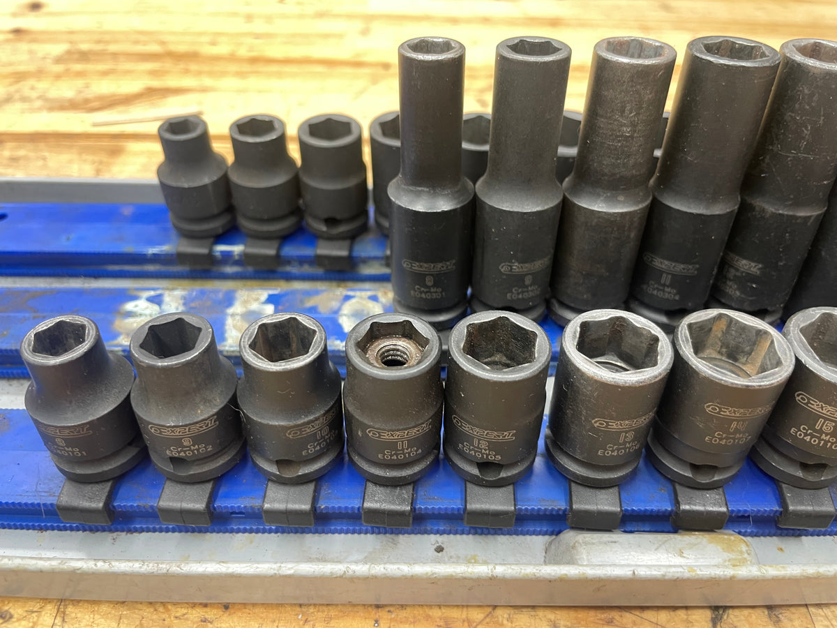 Expert by Mac Tools 3/8” Metric & SAE Deep Impact Socket Set 42pc With Tray E041643