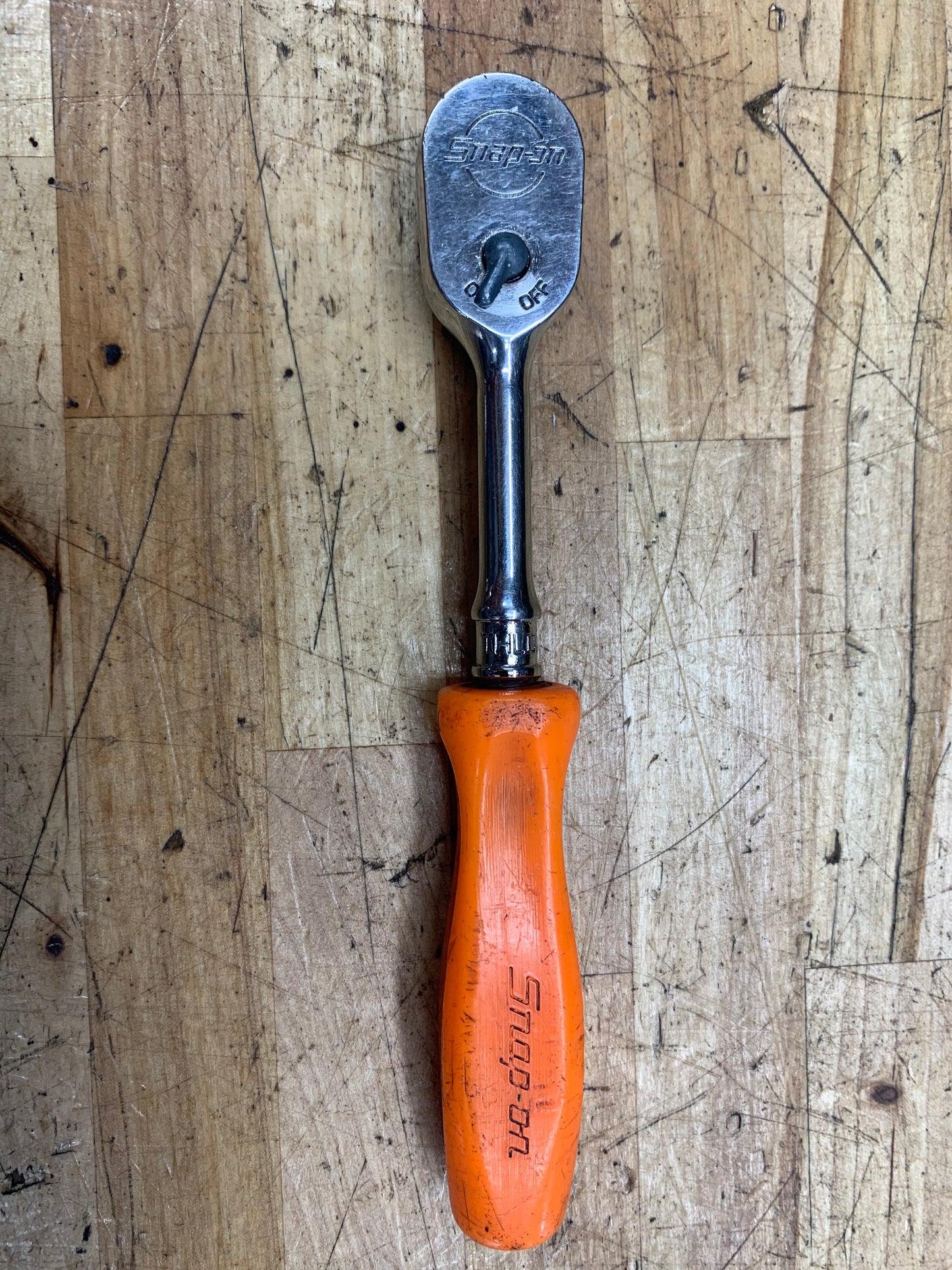 Snap On 1/4" Ratchet Orange Hard Handle THLD72