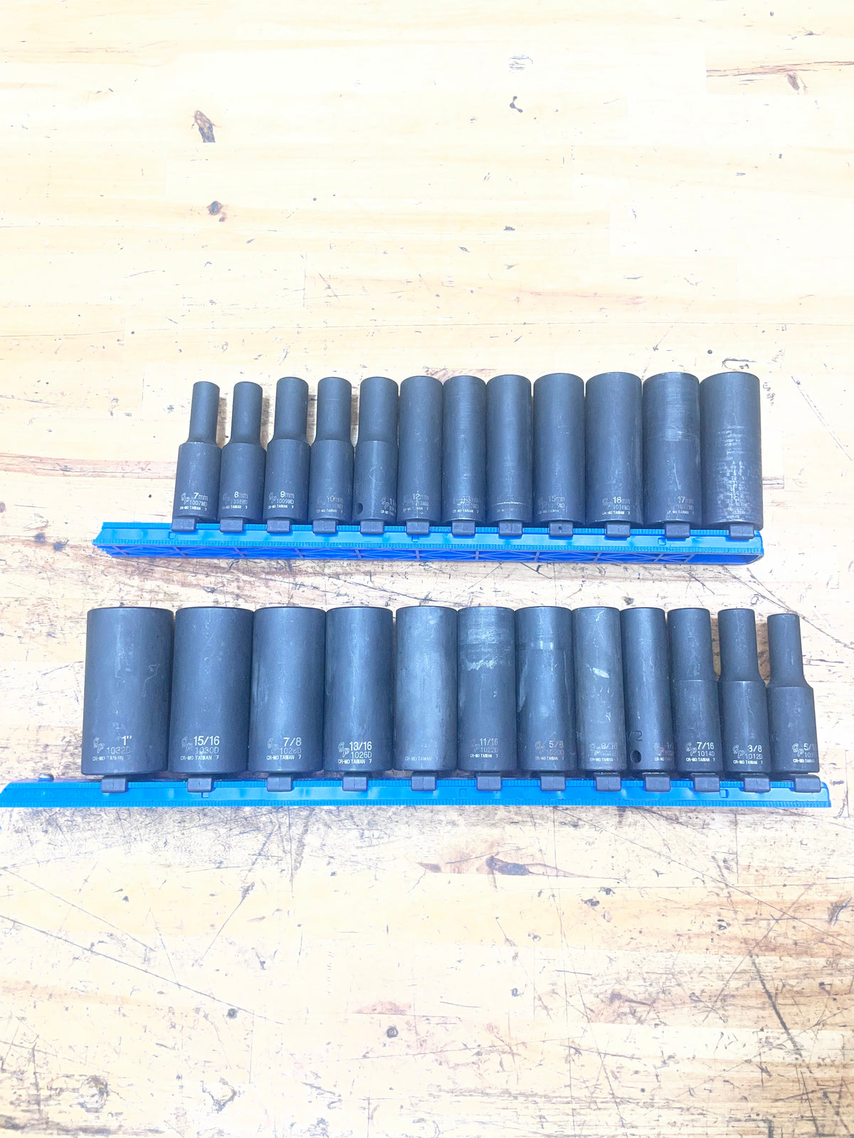 GP Grey Pneumatic 3/8” SAE & Metric Deep Impact Sockets 24pc 7-18mm & 5/16”-1”