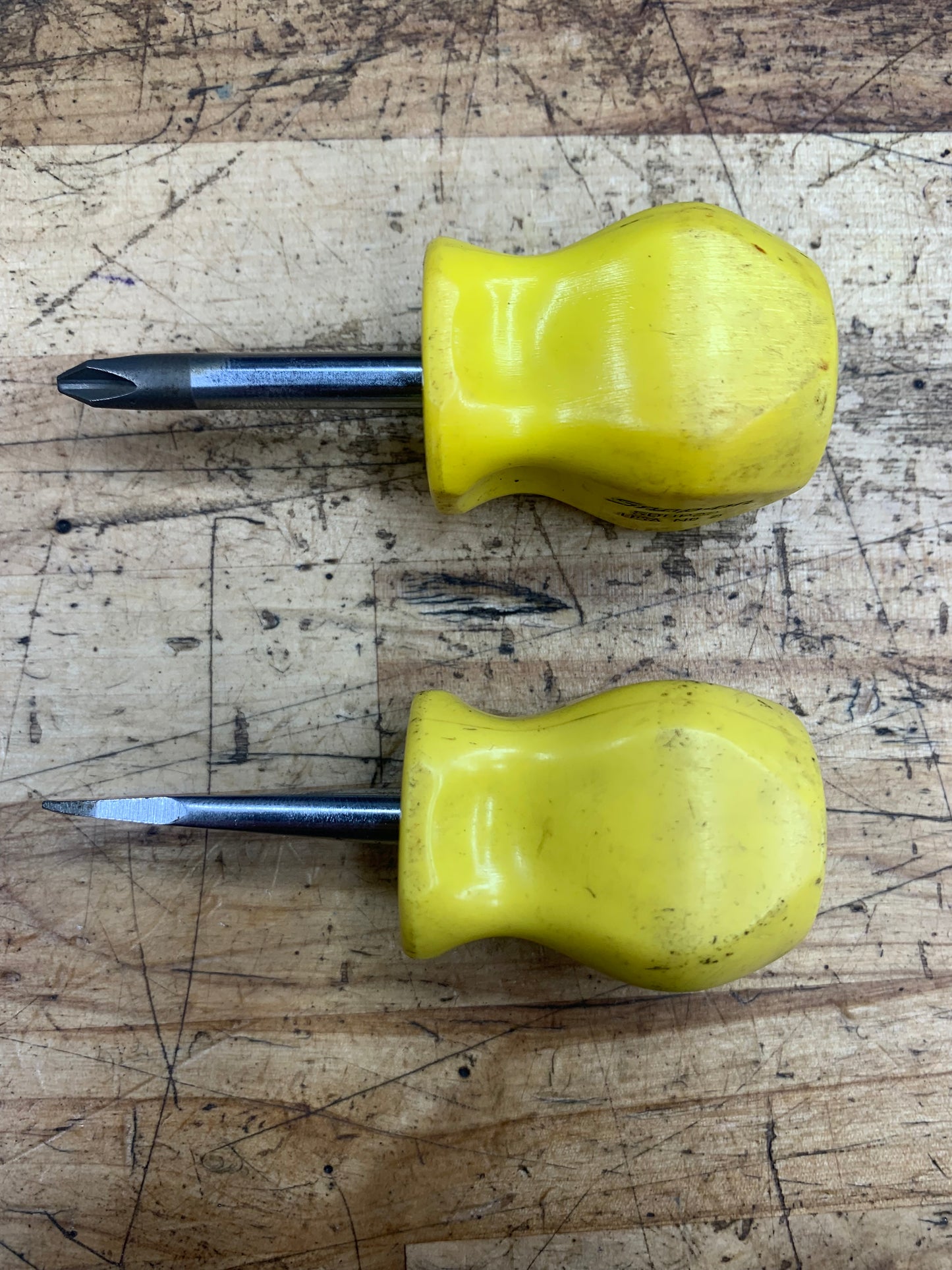 Snap On Yellow Stubby Screwdriver Set No.2 Phillips & Flathead Hard Handle USA