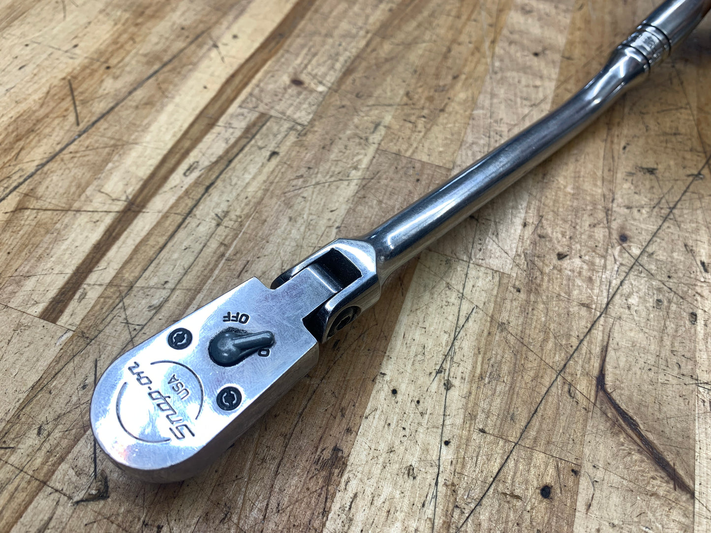 Snap On 3/8" Bent Flex Head Ratchet FBF936