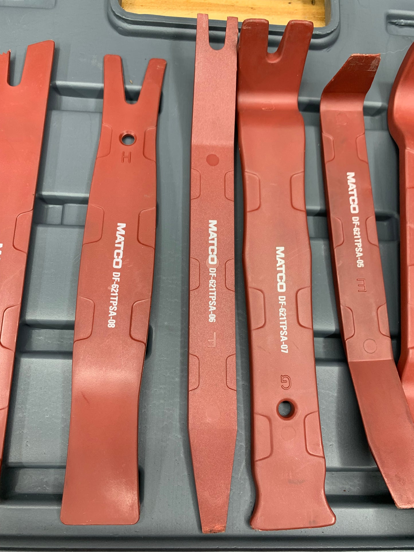 Matco Trim Panel Prybar Set 12pc. DF-621TPSA