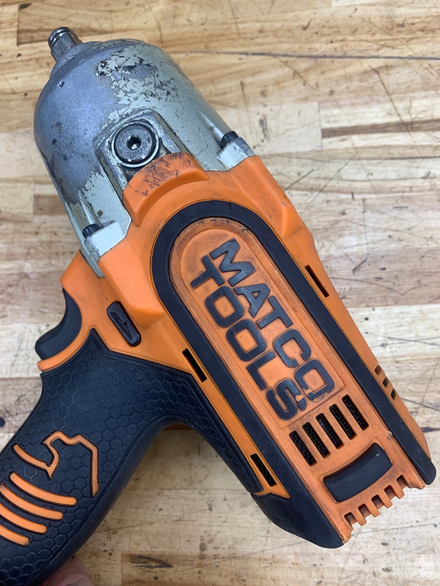 Matco 1/2” Impact Wrench 20v WITH X2 BATTERIES MCL2012HPIW