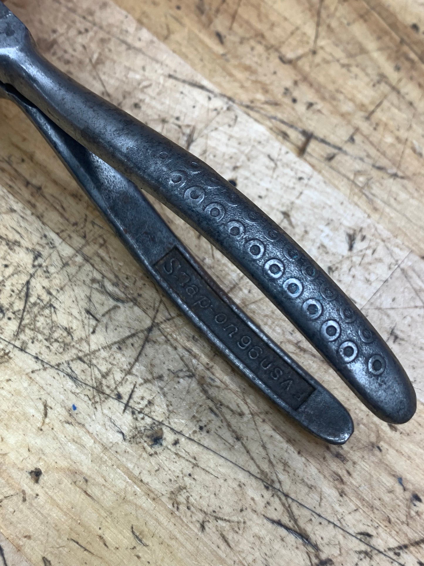 Snap On Vintage Vacuum Grip Needlenose Pliers USA 96