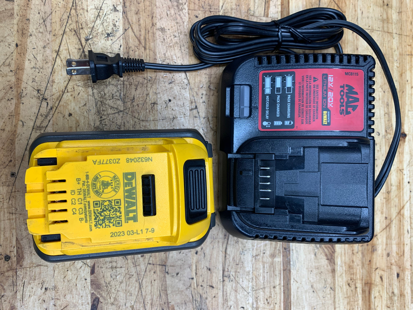 Mac Tools 12v/20v Battery Charger WITH 6ah FLEX VOLT BATTERY MCB115
