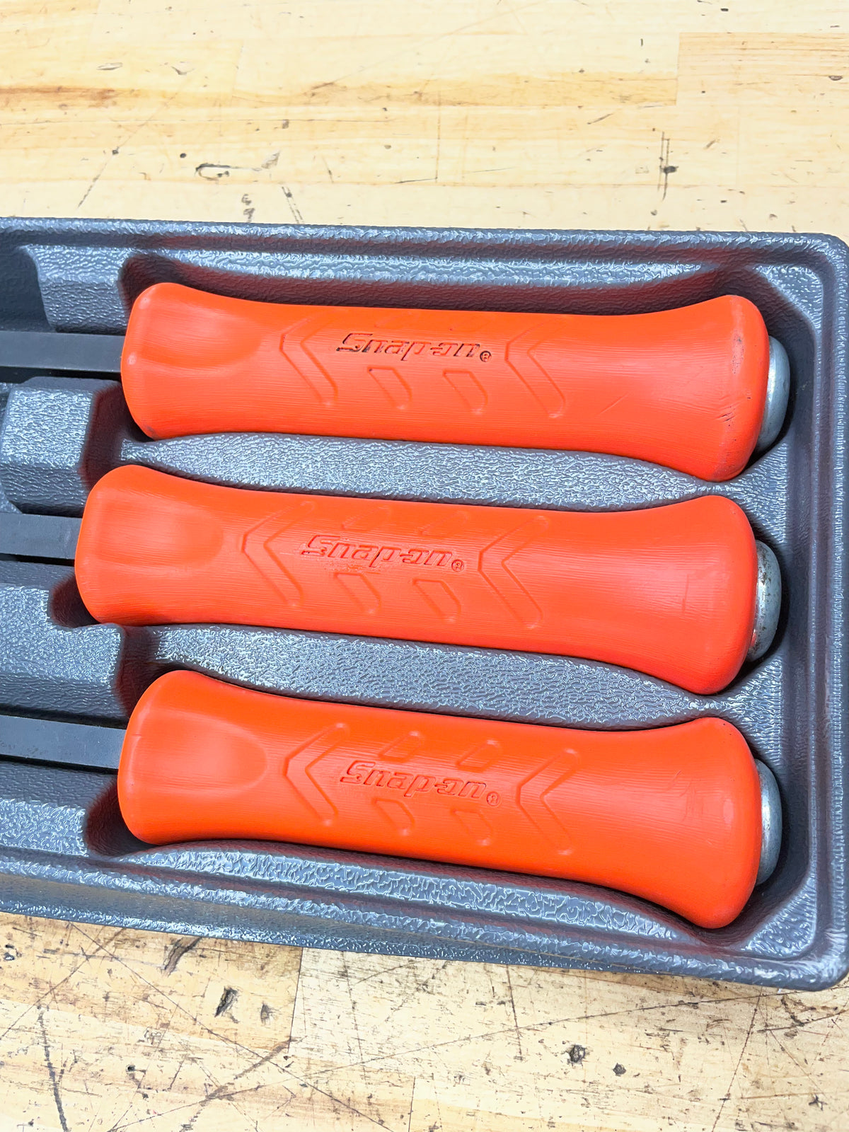 Snap On Orange Striking Prybar 4pc Set USA SBPS704AO