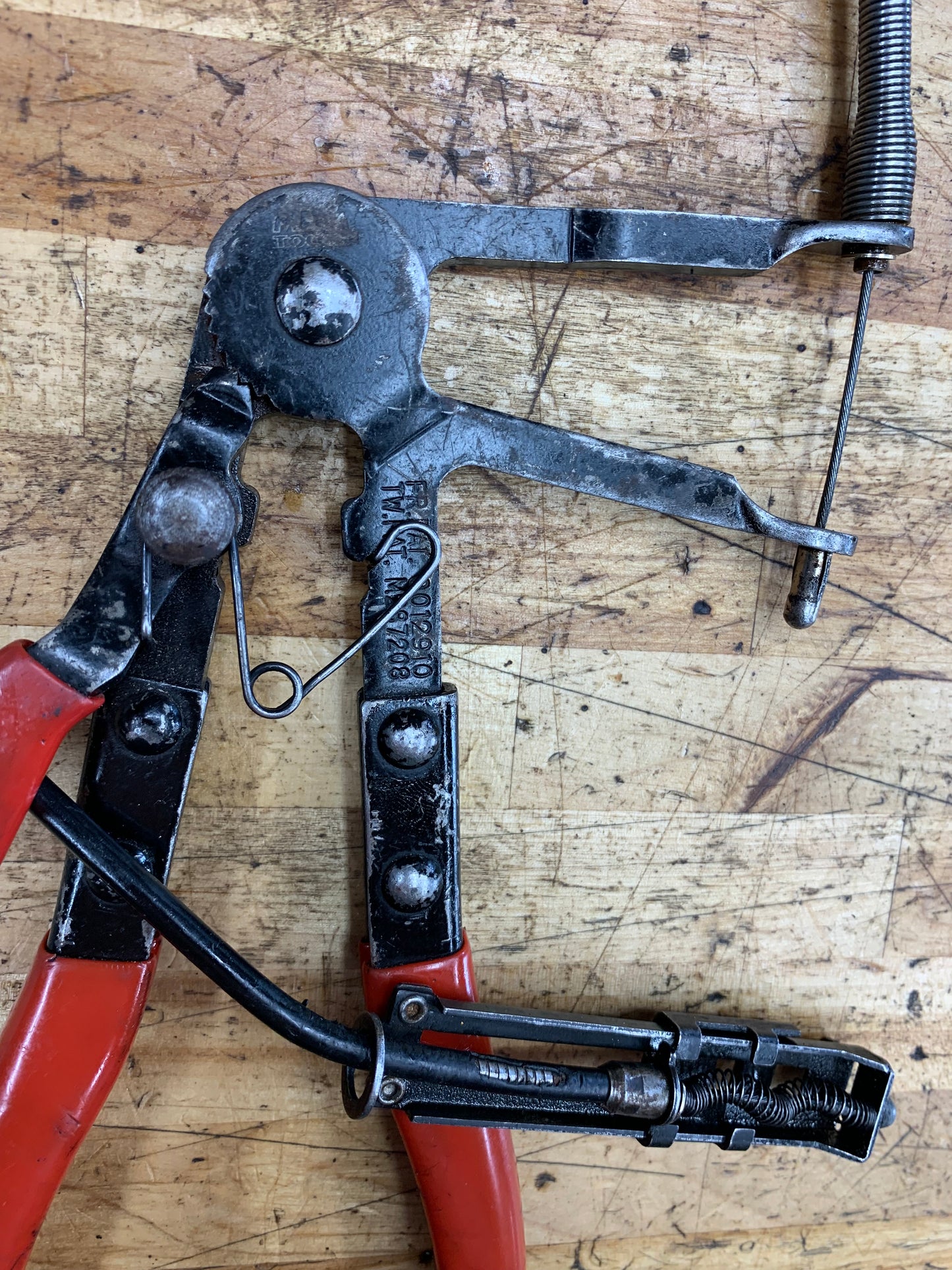 Mac Tools Cable Type Hose Clamp Pliers HCP650A