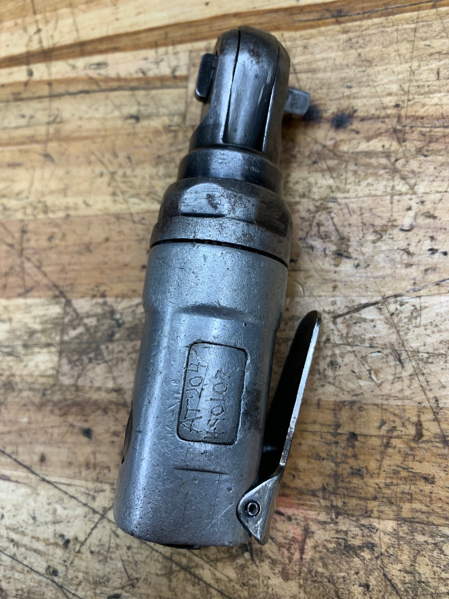 Blue Point 1/4” Stubby Air Ratchet AT204