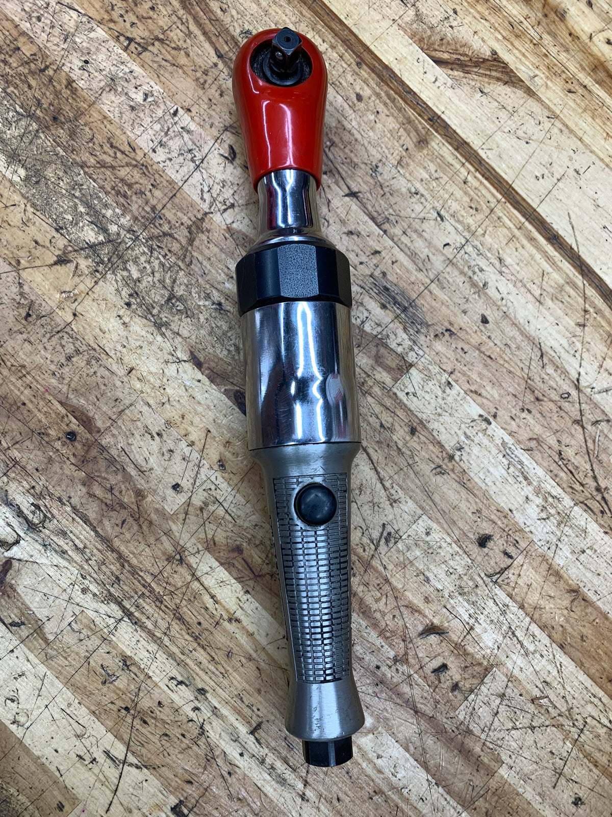 Snap On 3/8" Pneumatic Air Ratchet FAR72A
