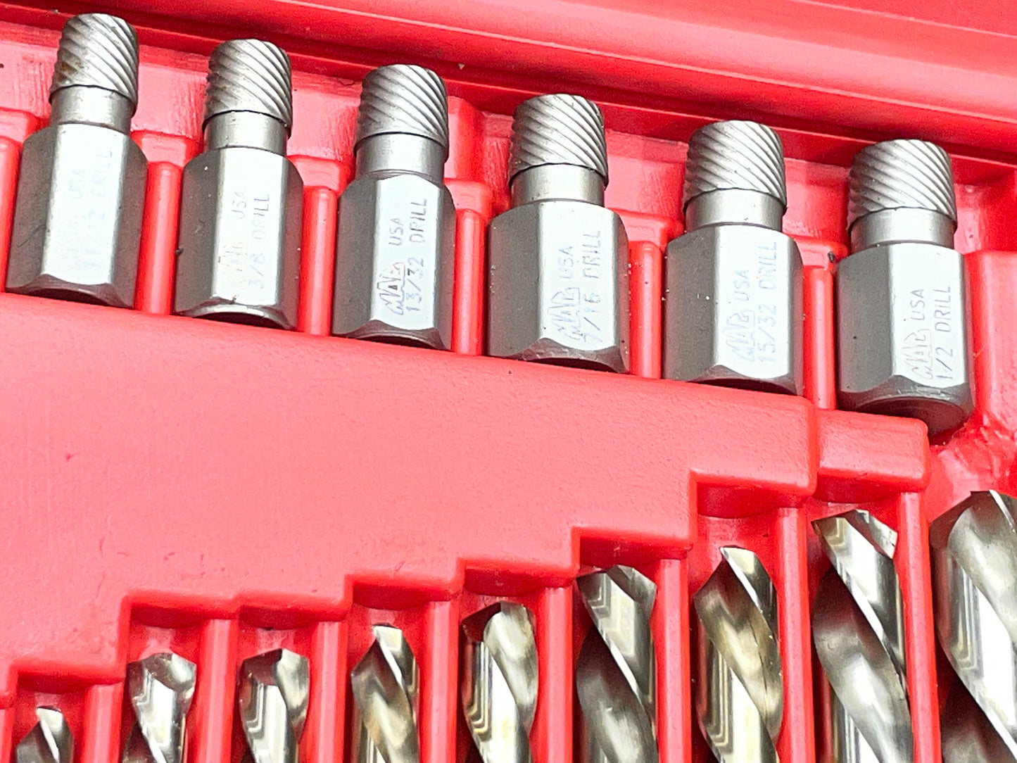Mac Tools 35pc. Broken Bolt Extractor Set With Left Hand Cobalt Bits 35LHDES