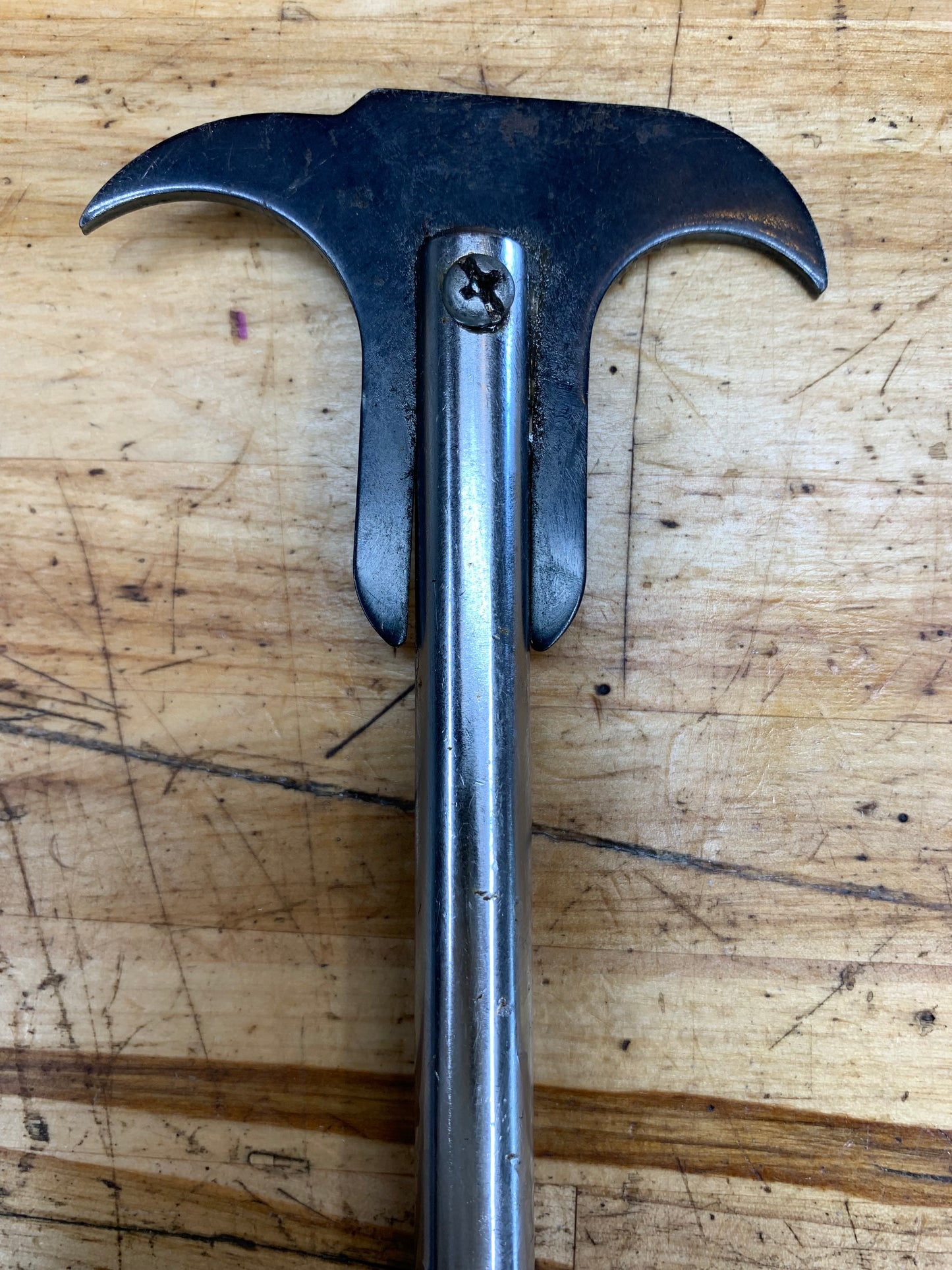 Mac Tools Oil/Grease Seal Removal Prybar SP57HB
