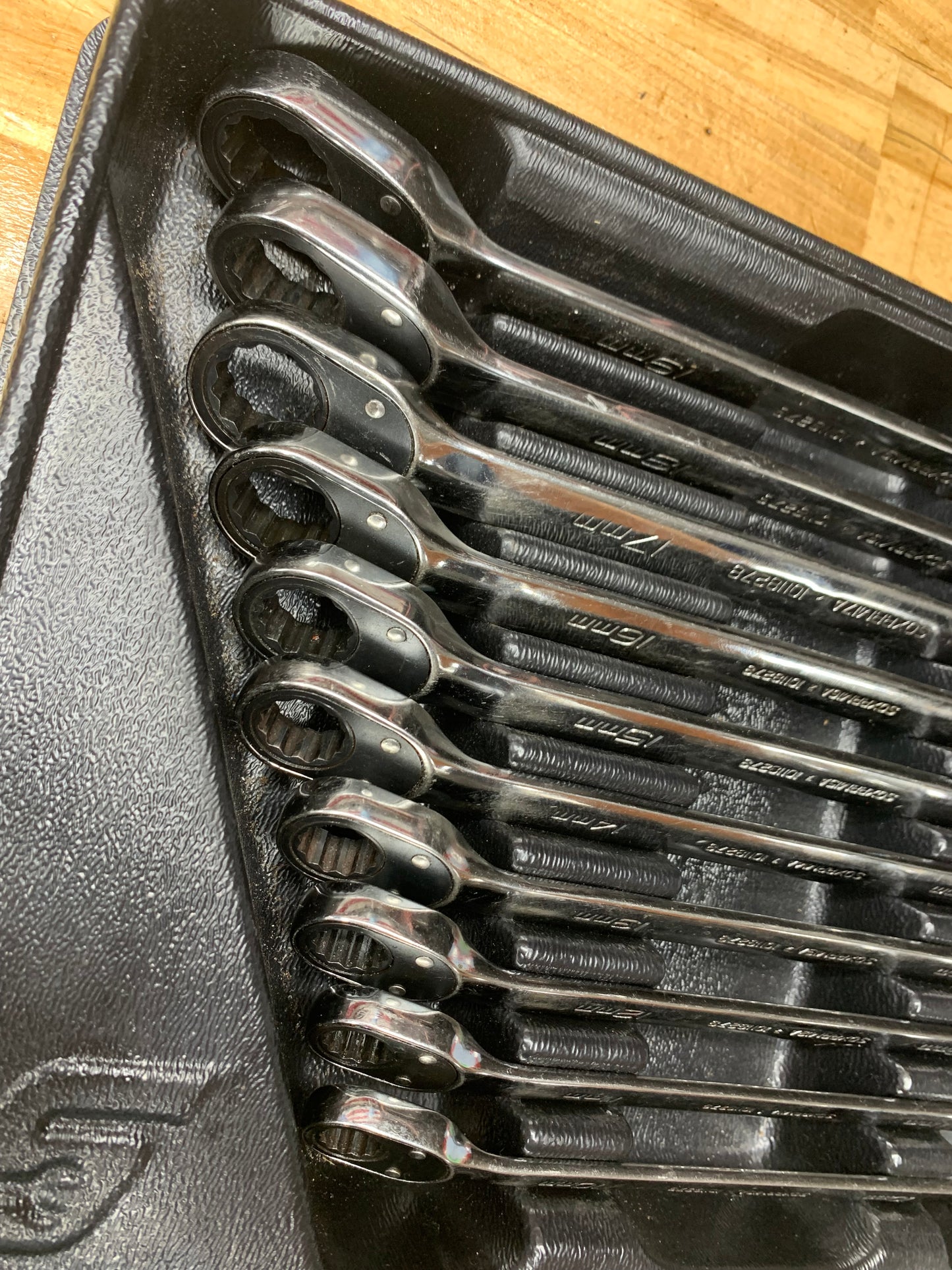 Snap On Metric Ratcheting Combo Wrench 10-19mm Set USA SOXRRM710A