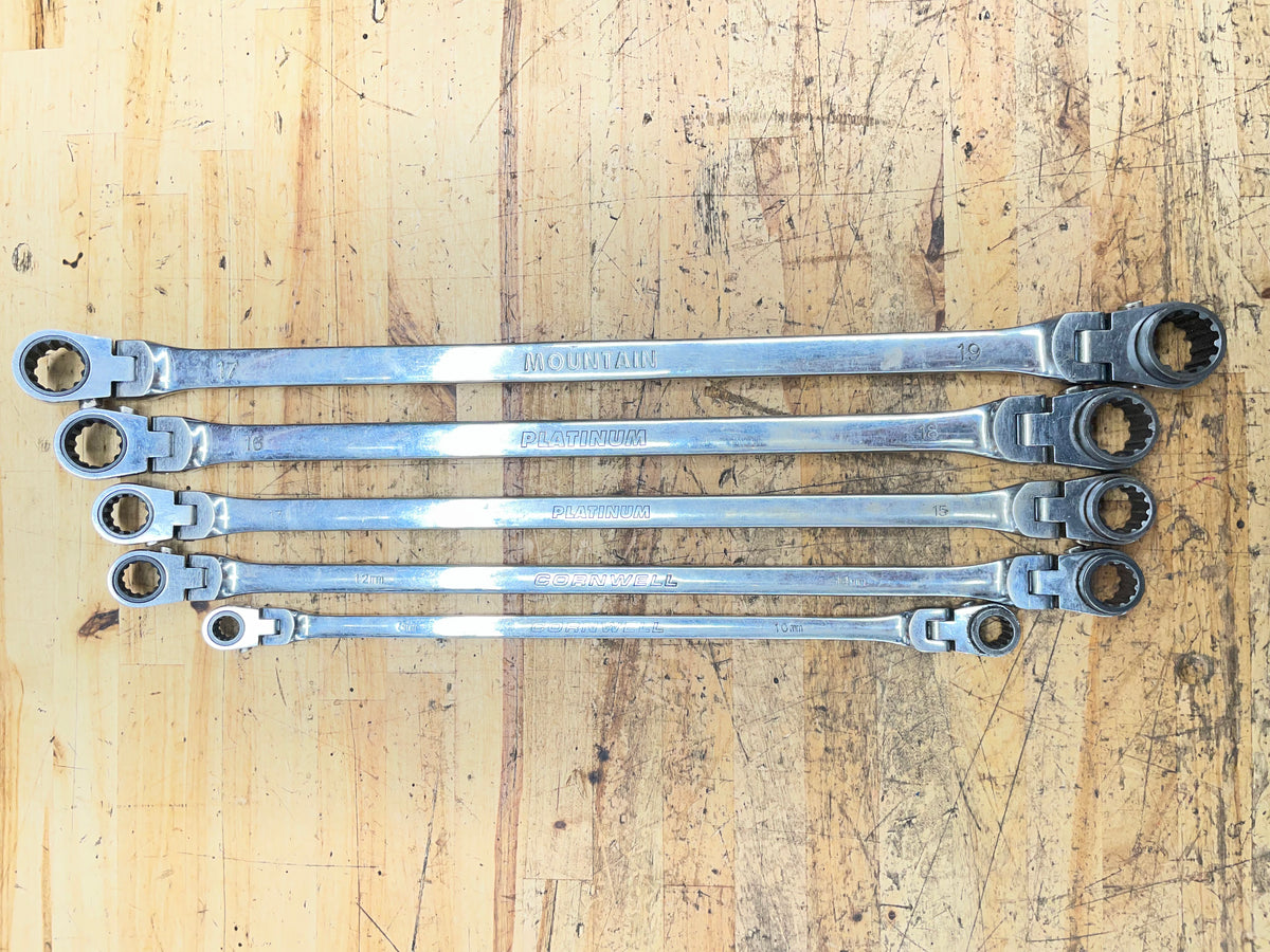 Cornwell/Platinum XL Metric Flex Head Ratcheting Wrench Set 5pc. 8-19mm