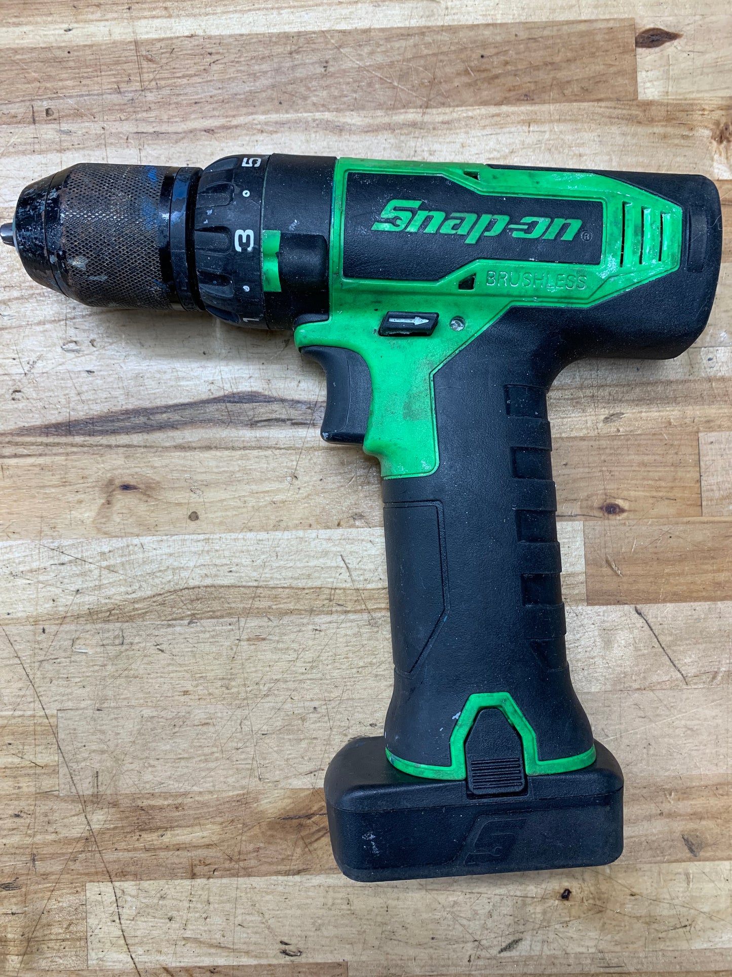 Snap On 14.4v Drill WITH BATTERY CDR861G